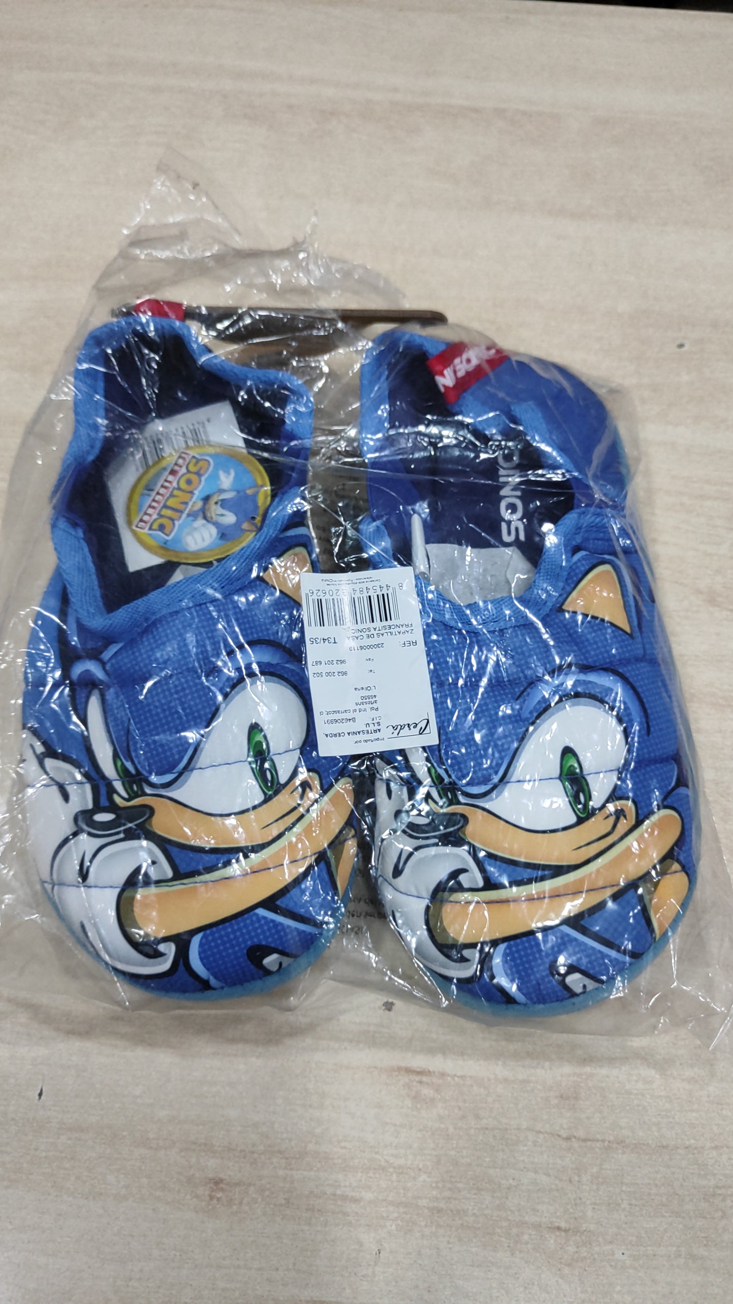 Pantofole miste bimbi a 3 euro