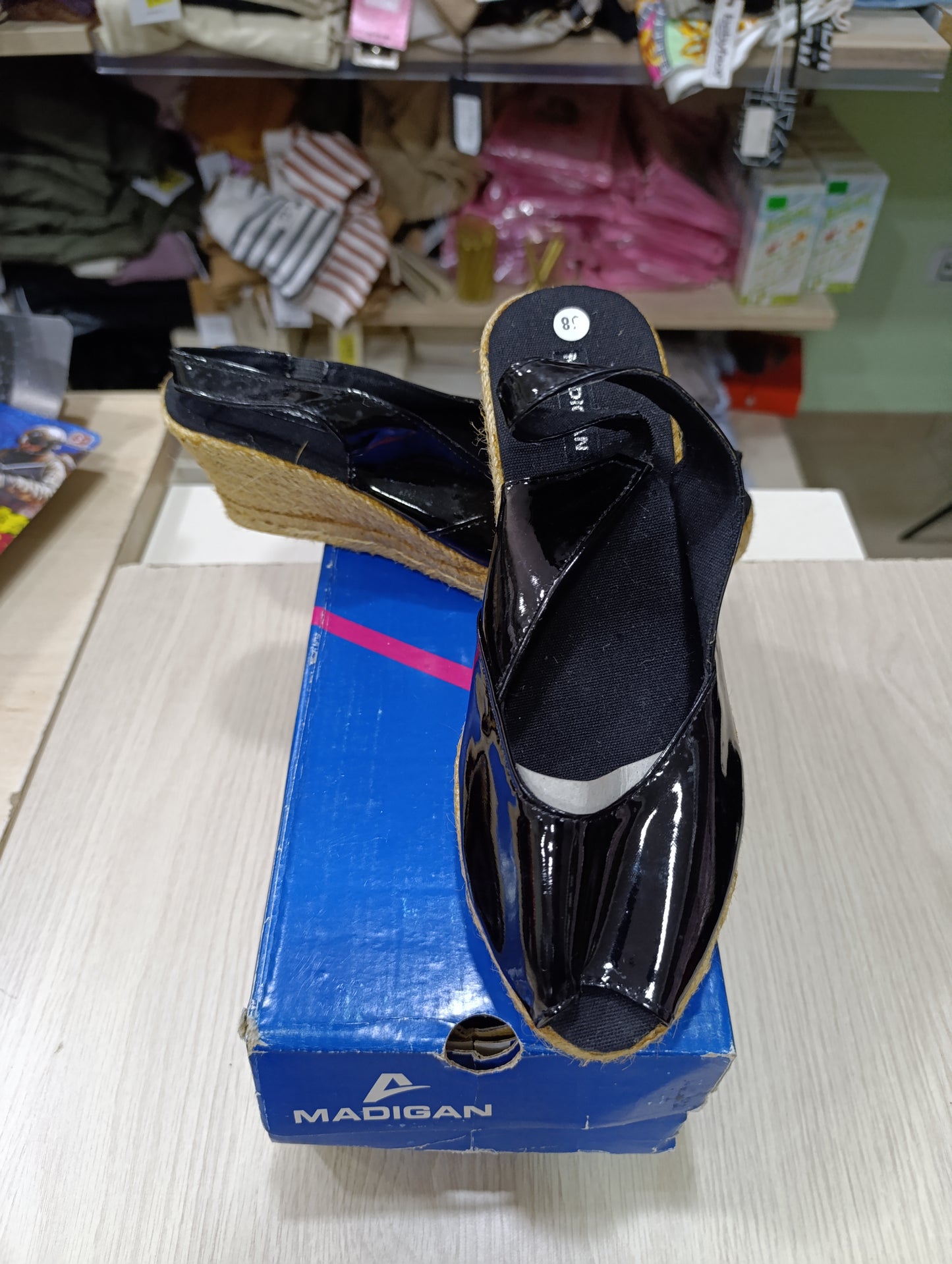 Offerta scarpe donna a 2,50