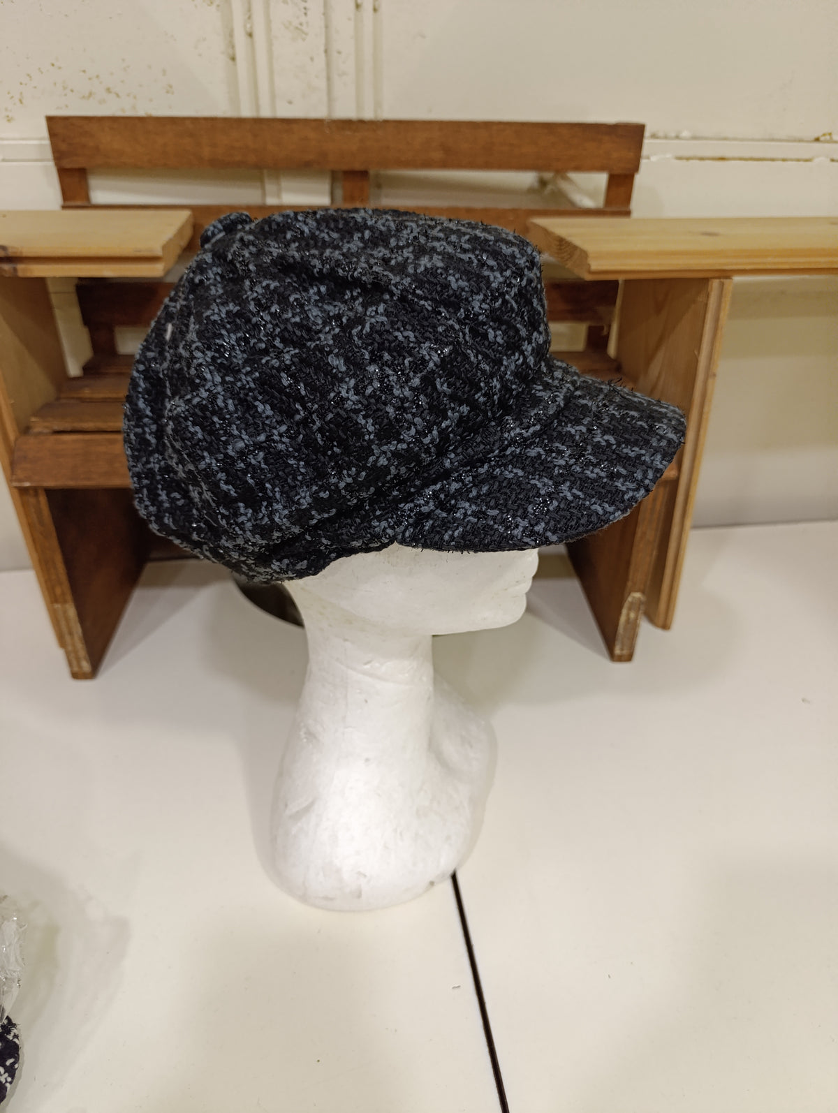 Cappelli donna a 1 euro
