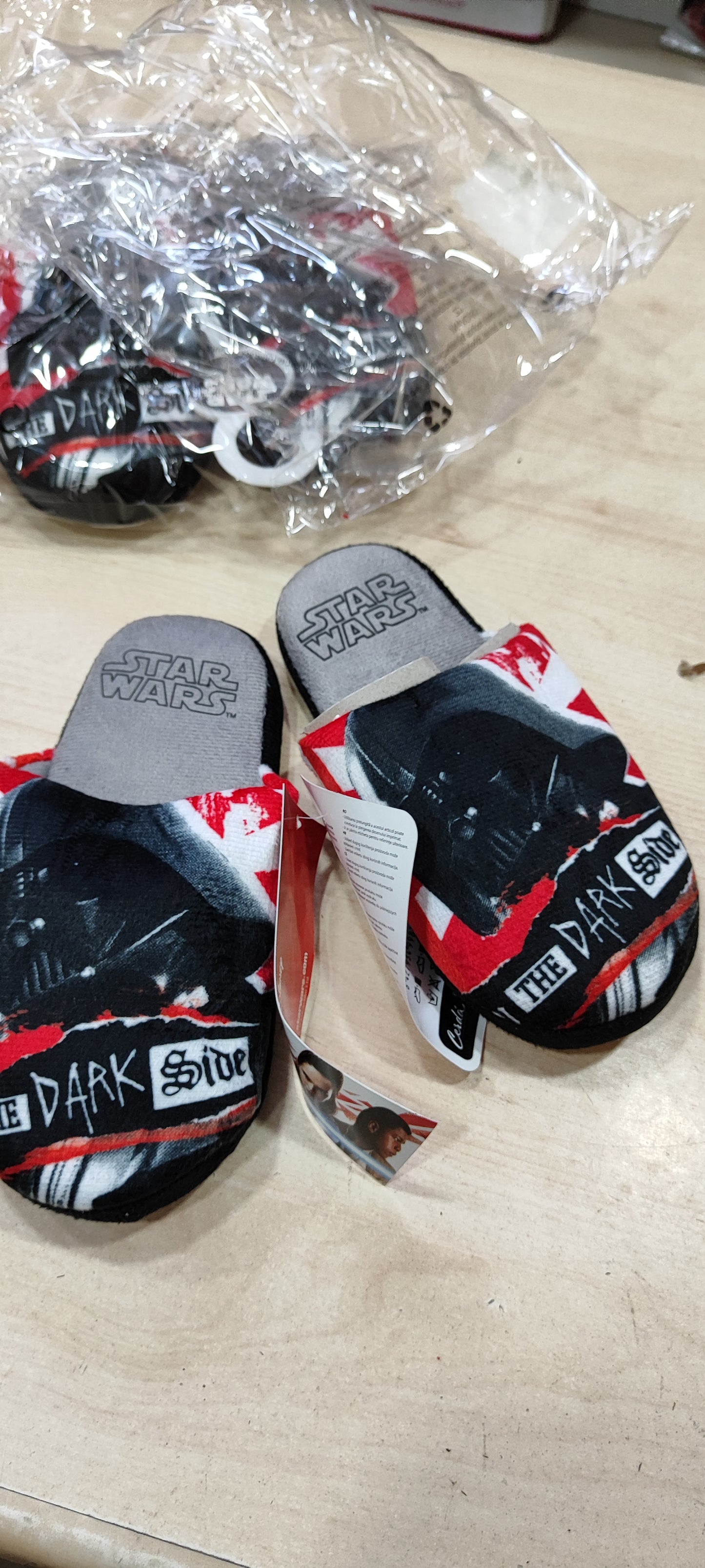 pantofole cartoni Disney a 2,50