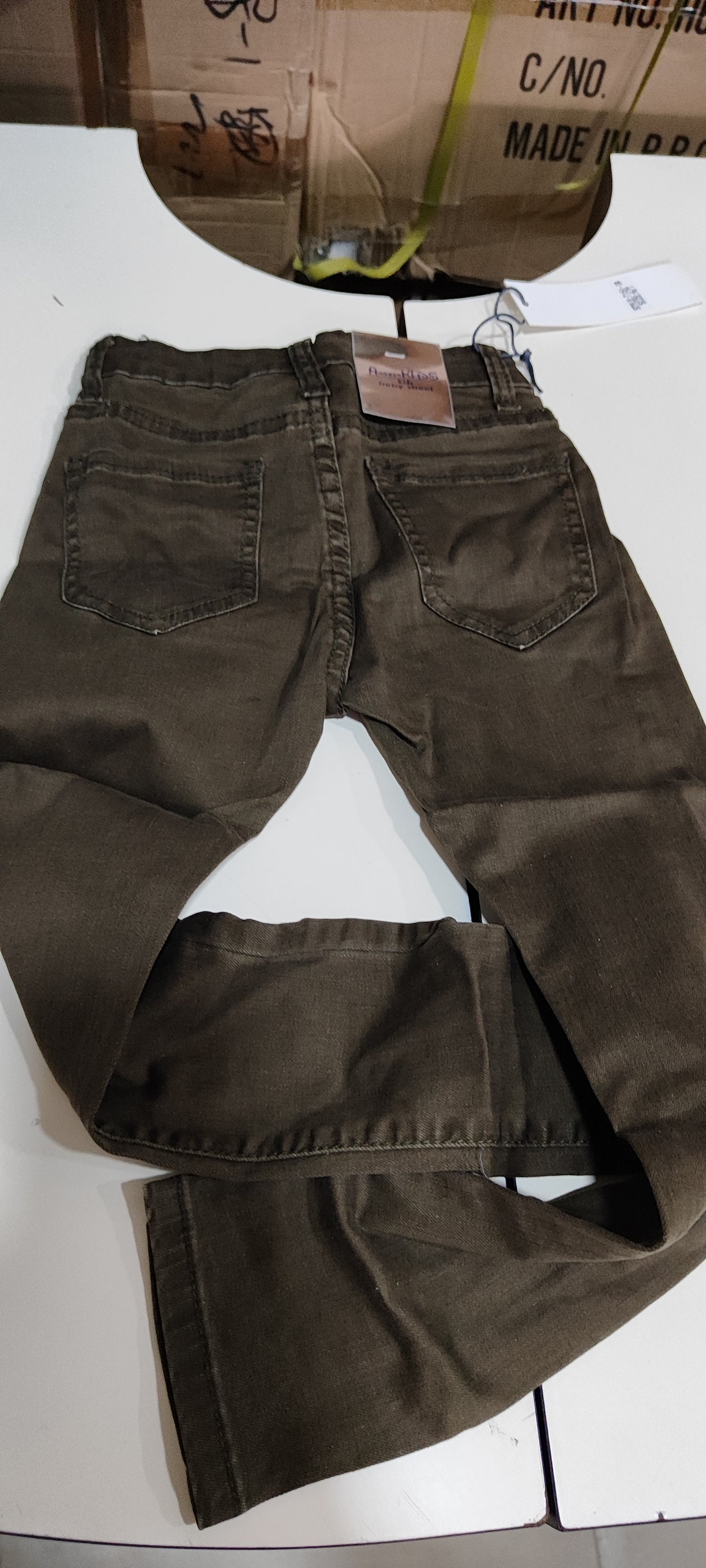 Jeans bimbo a 3 euro