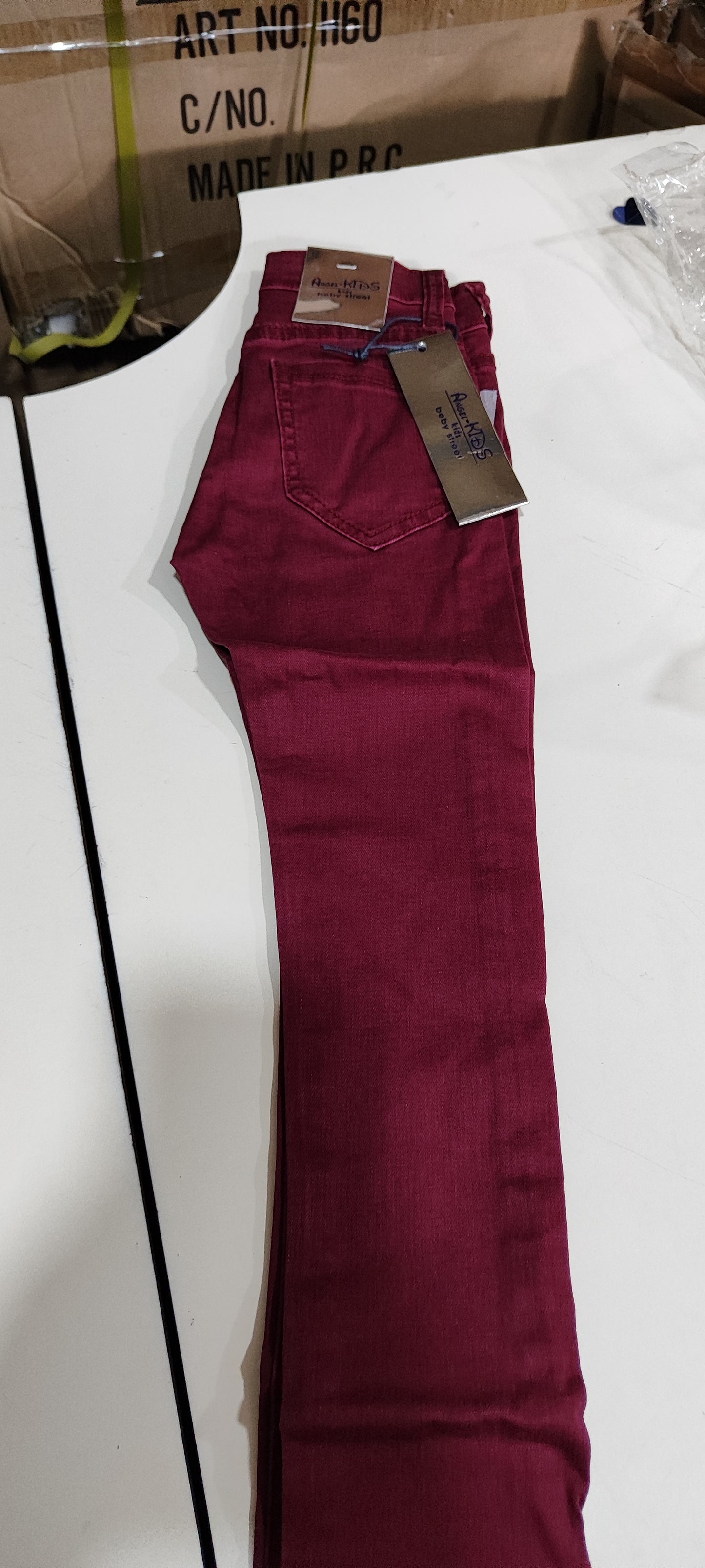 Jeans bimbo a 3 euro
