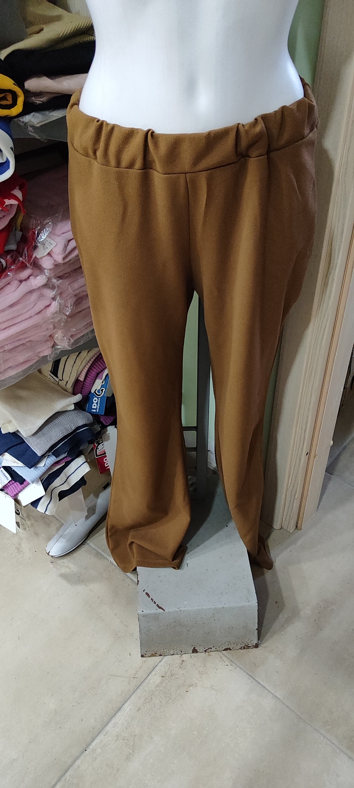Pantaloni donna a 2,50 lunghi