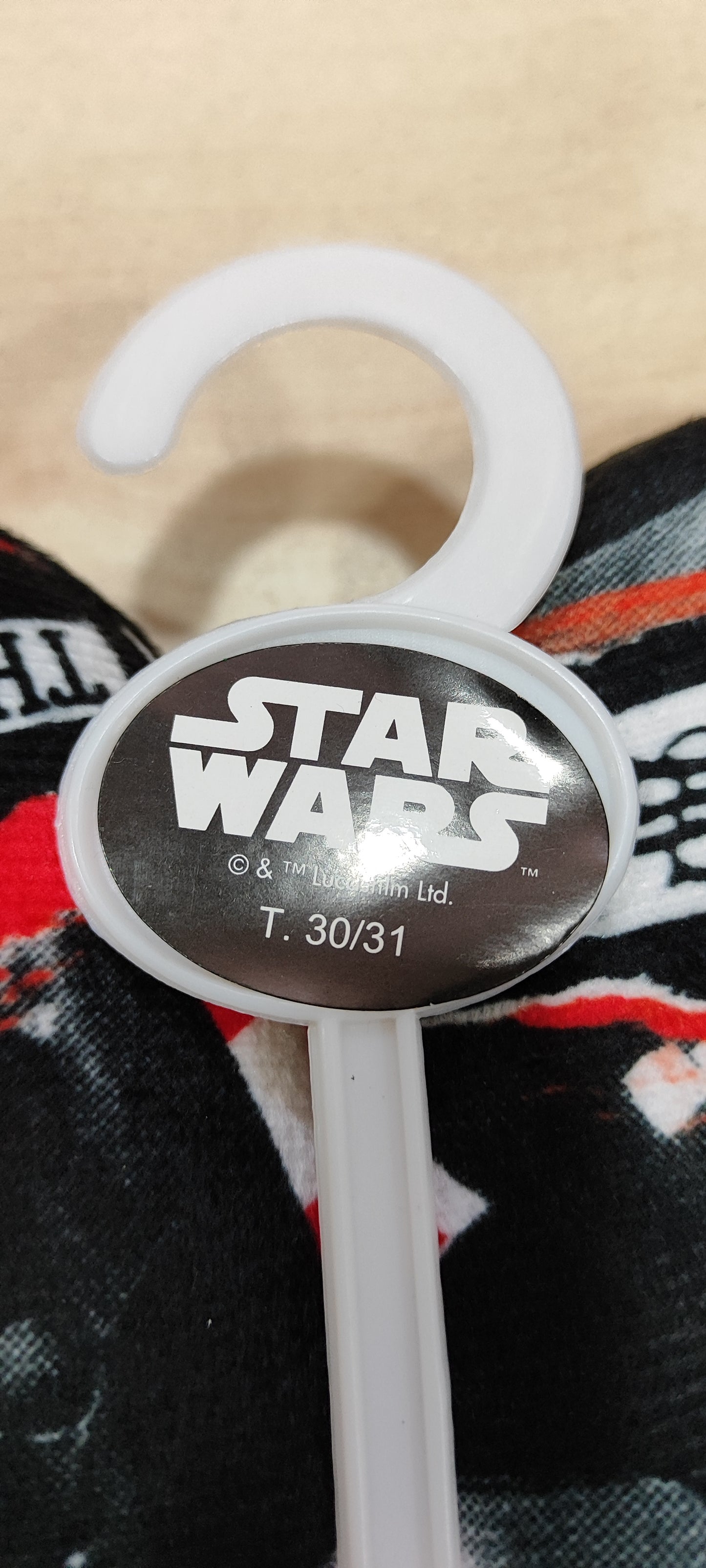 Pantofola star wars e miraculus 3 euro