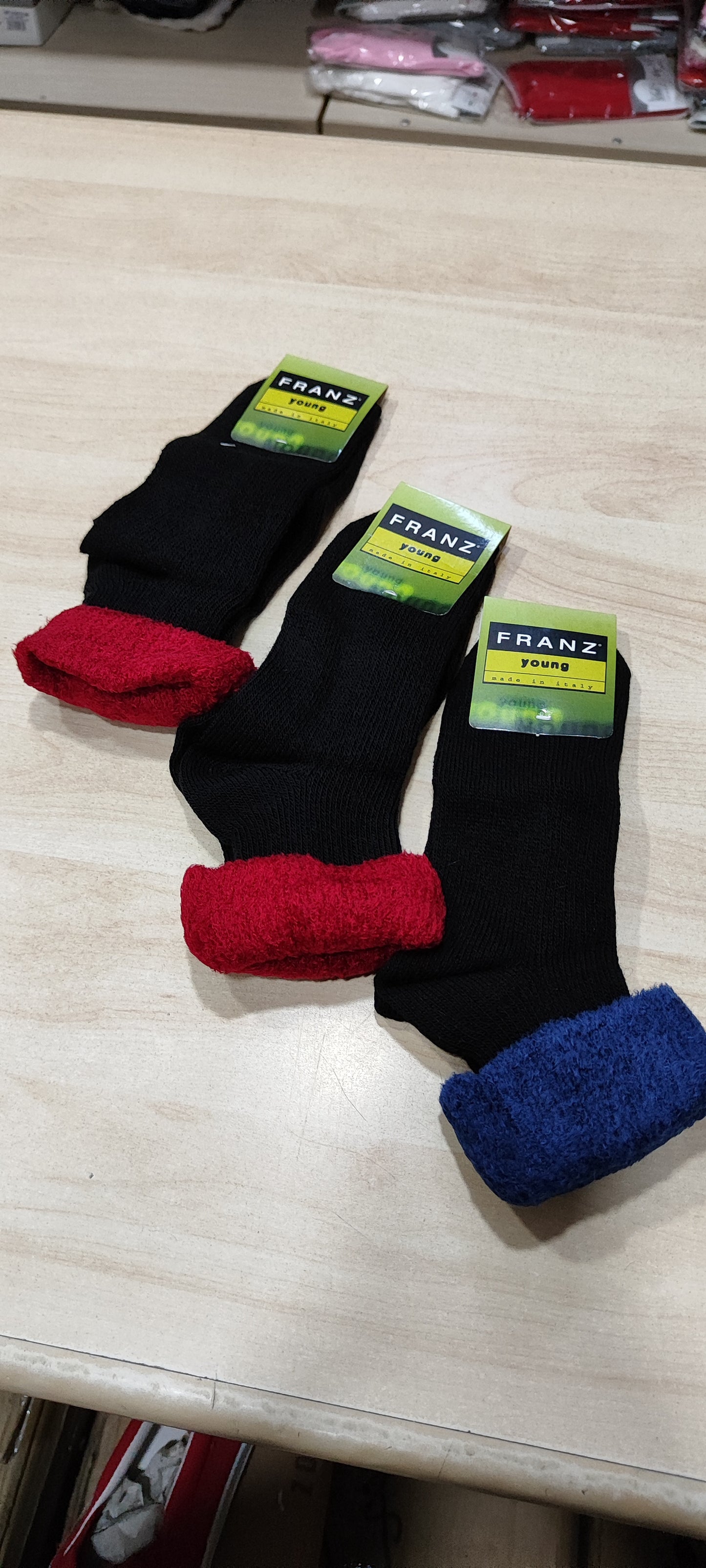 Tris calzini donna a 1 euro