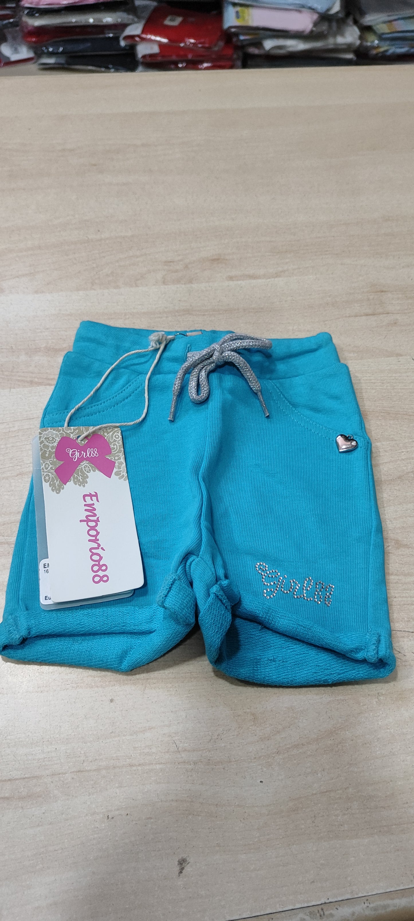 Pantaloncini bambini a 3 euro
