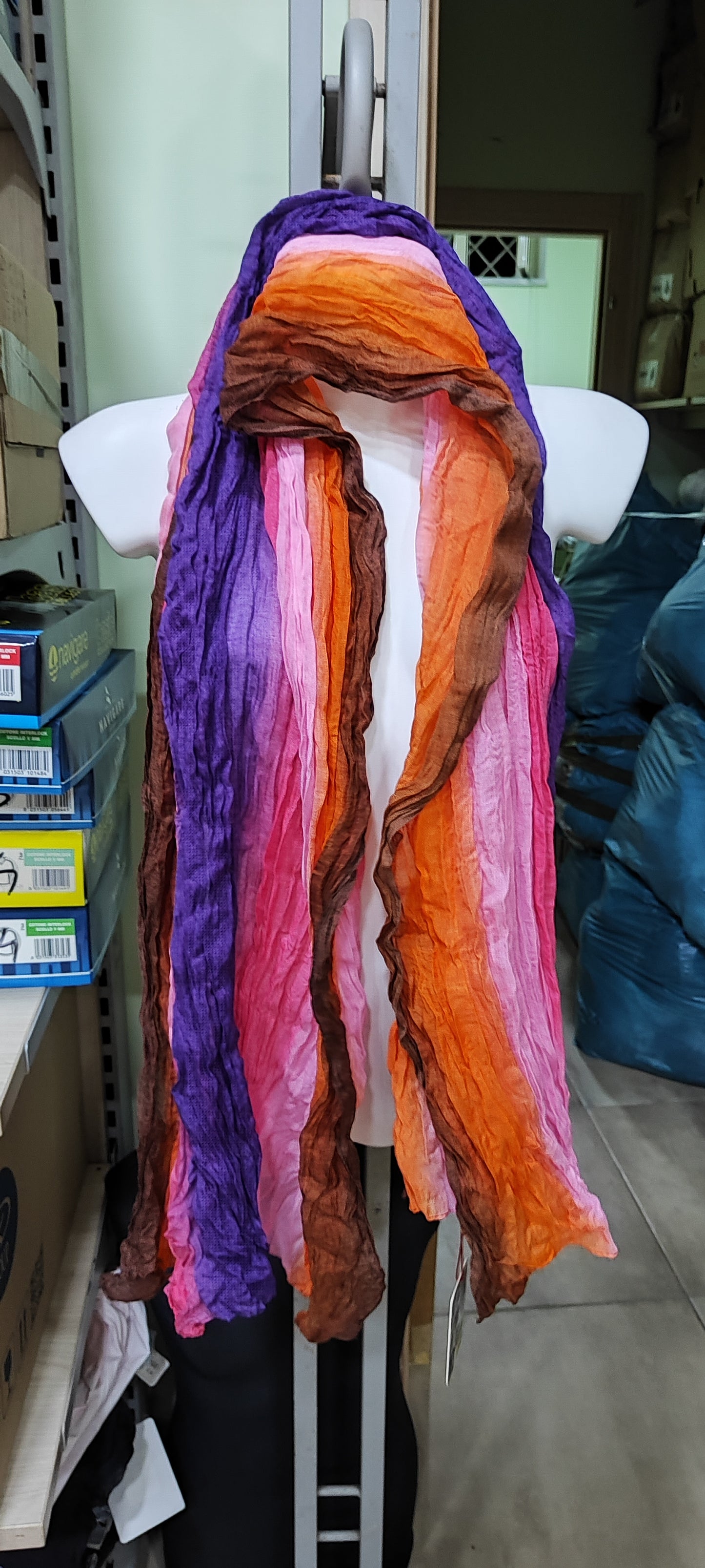 Foulard firmati scatolati a 3,50