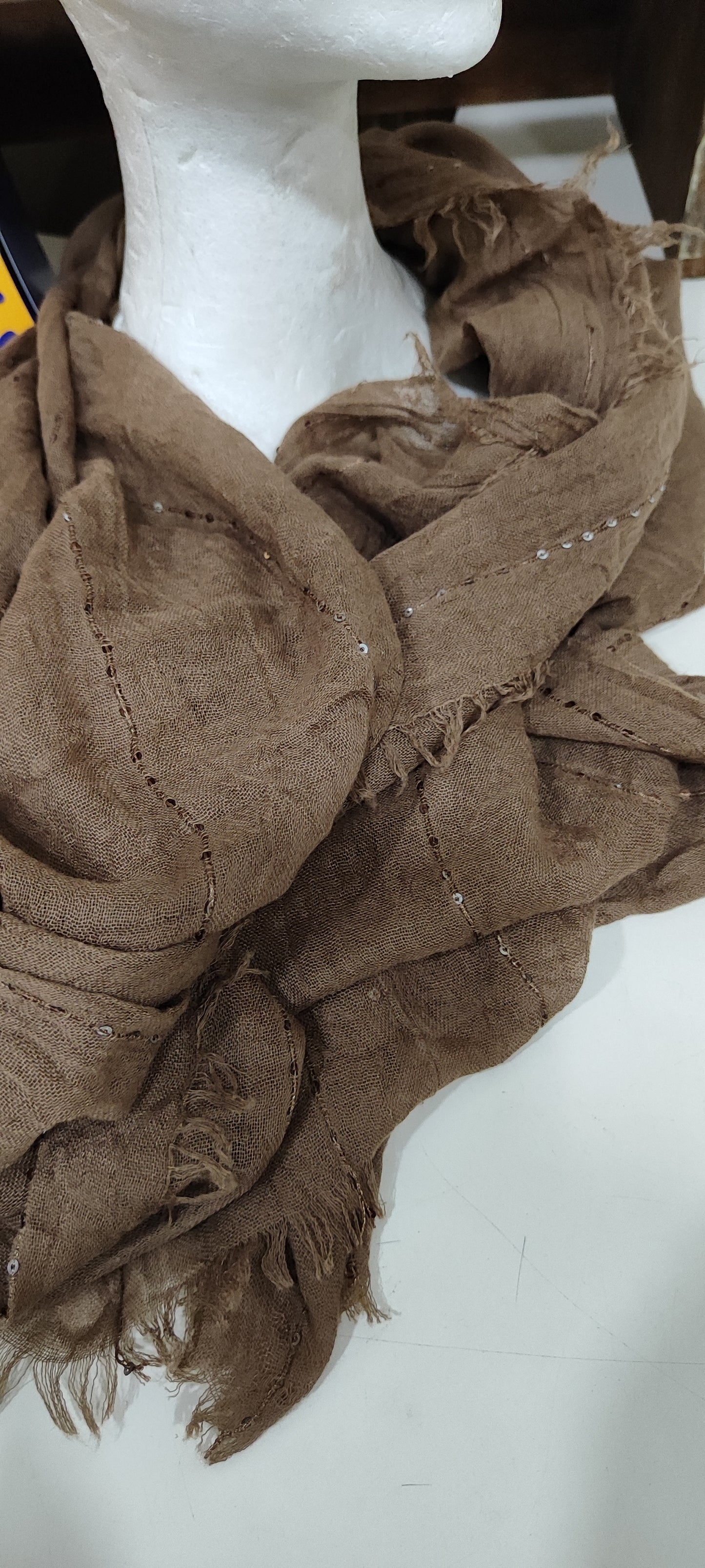 Foulard firmati scatolati a 3,50