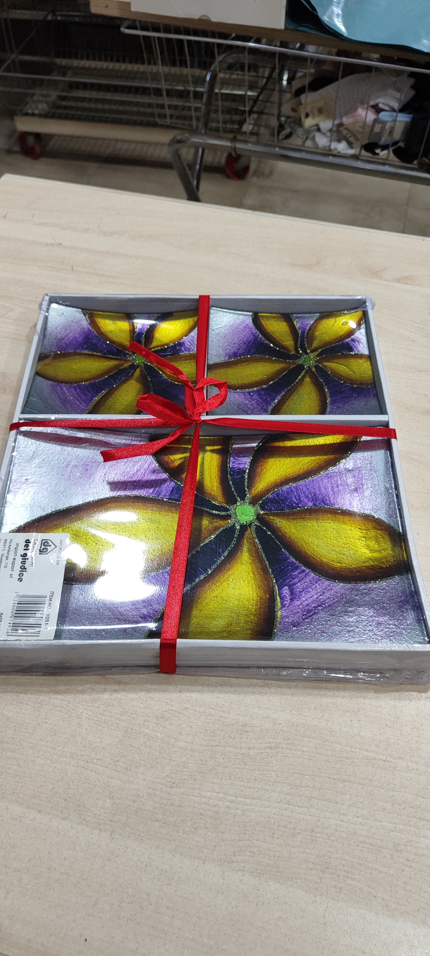 Tris centro tavola e svuota tasche a 5 euro