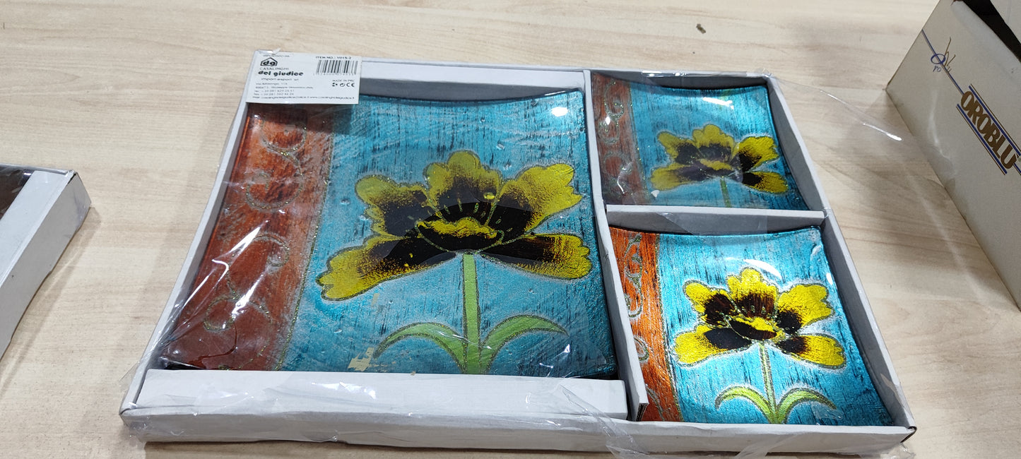 Tris centro tavola e svuota tasche a 5 euro