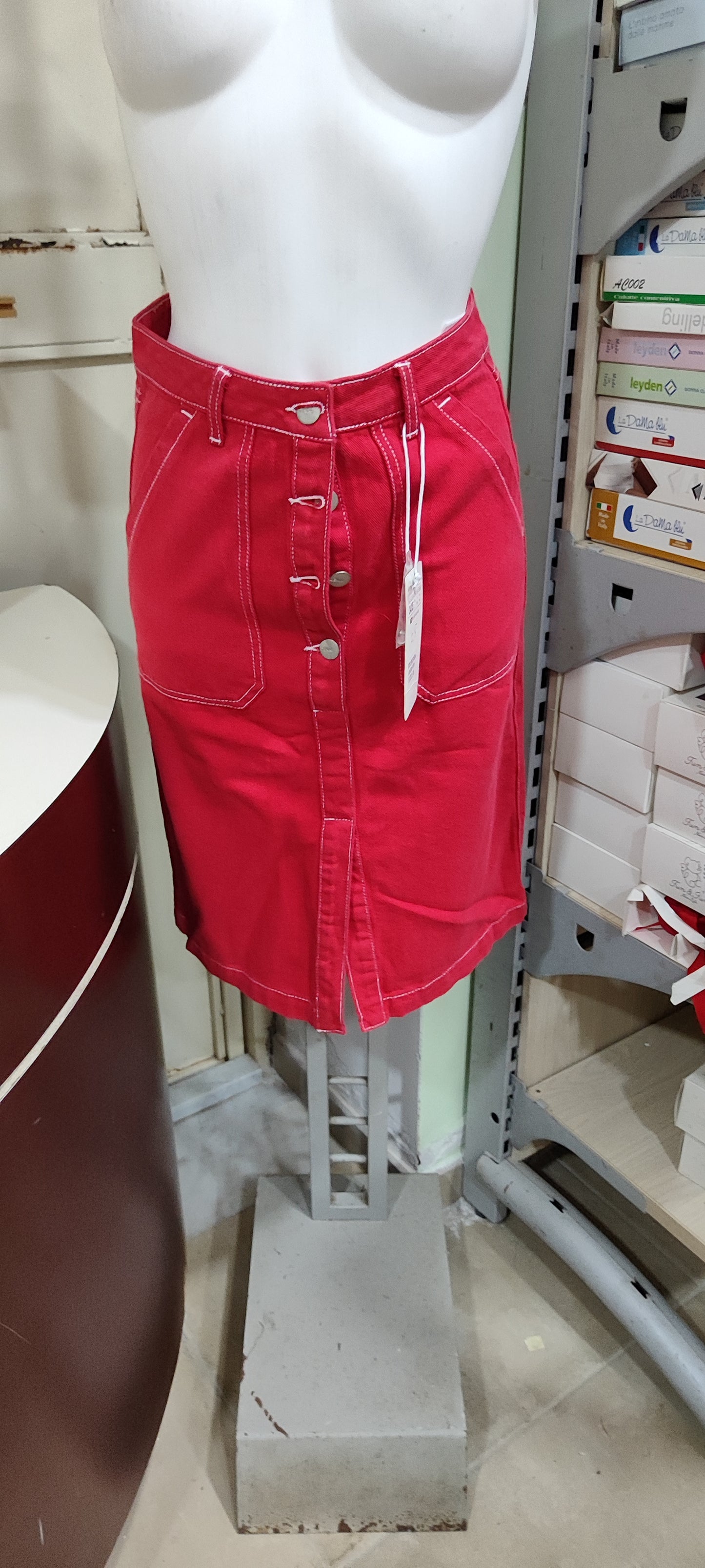 Gonne donna a 2 euro