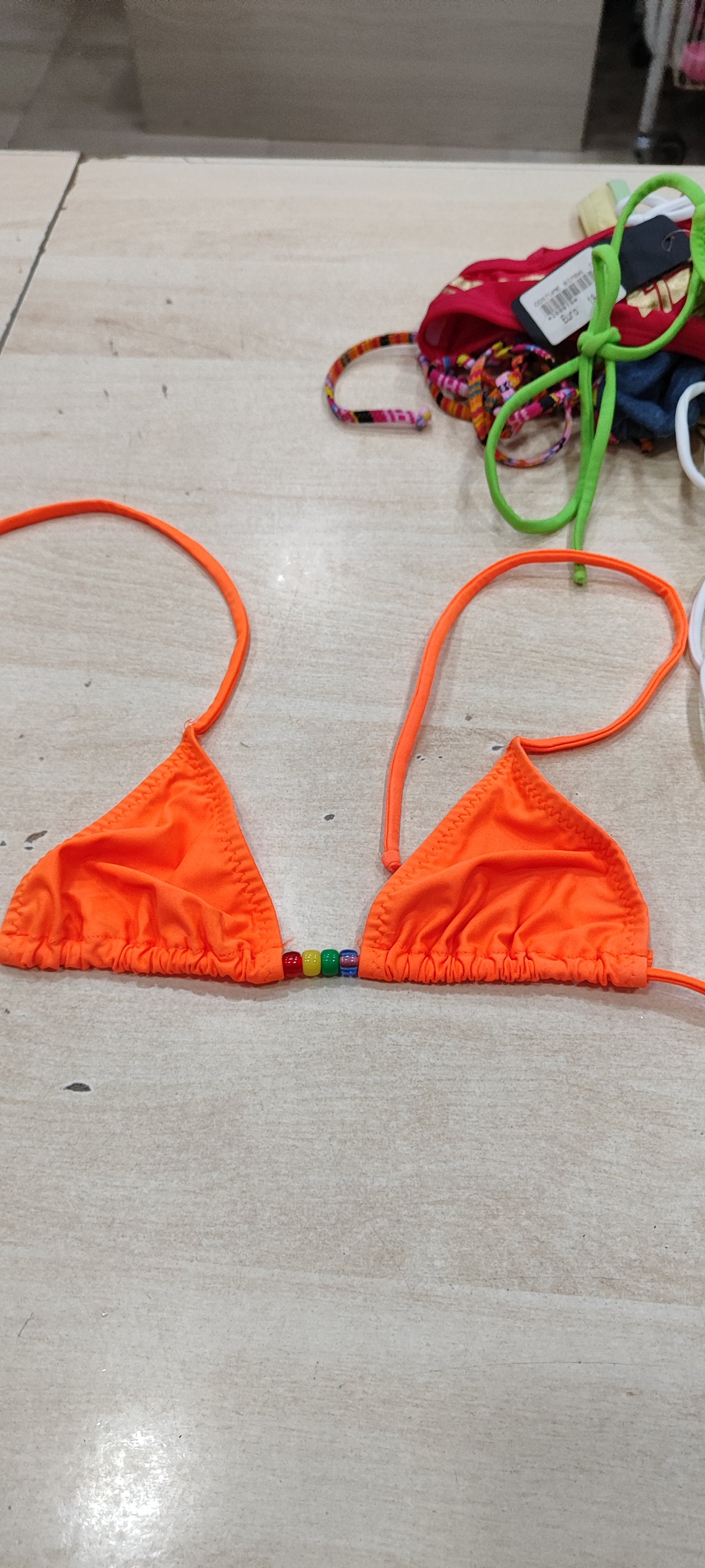 Costume sopra bimba a 0,50 centesimi