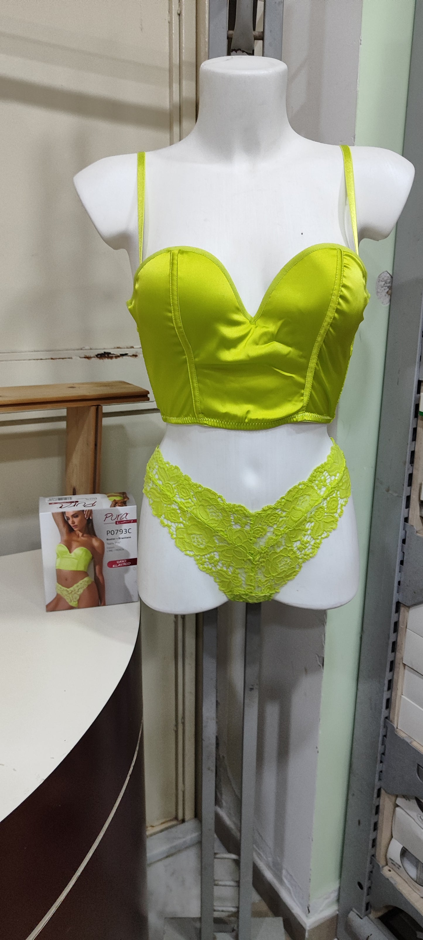 Coordinati intimi body e vestitini firmati a 4,50