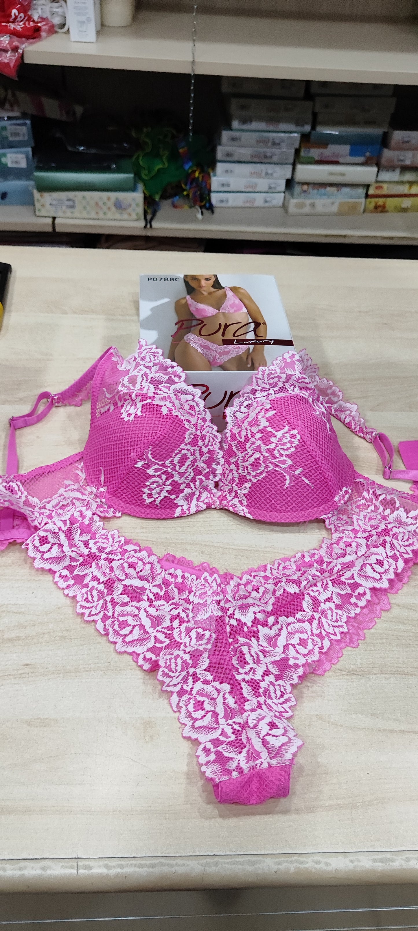 Coordinati intimi body e vestitini firmati a 4,50