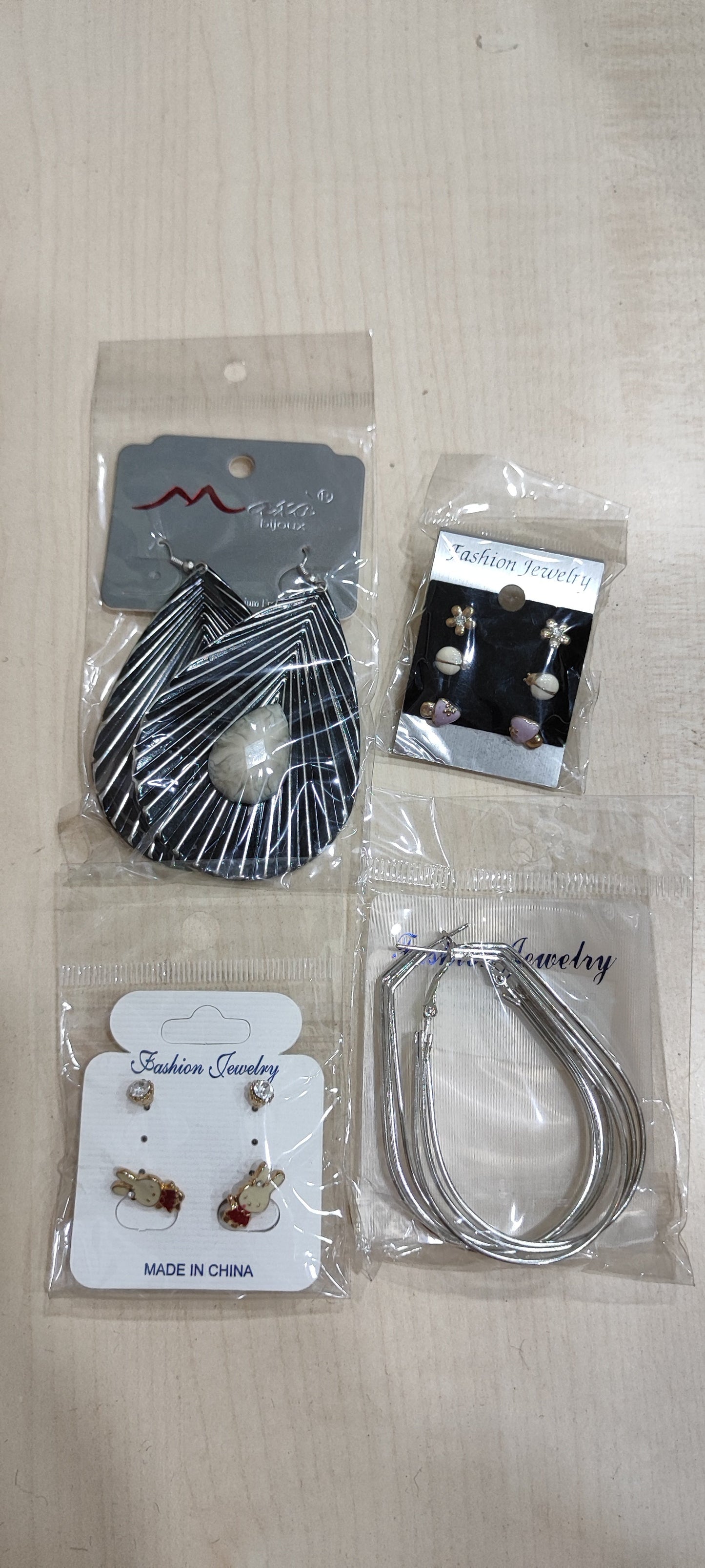 Orecchini donna collezione estate a 0,35 centesimi