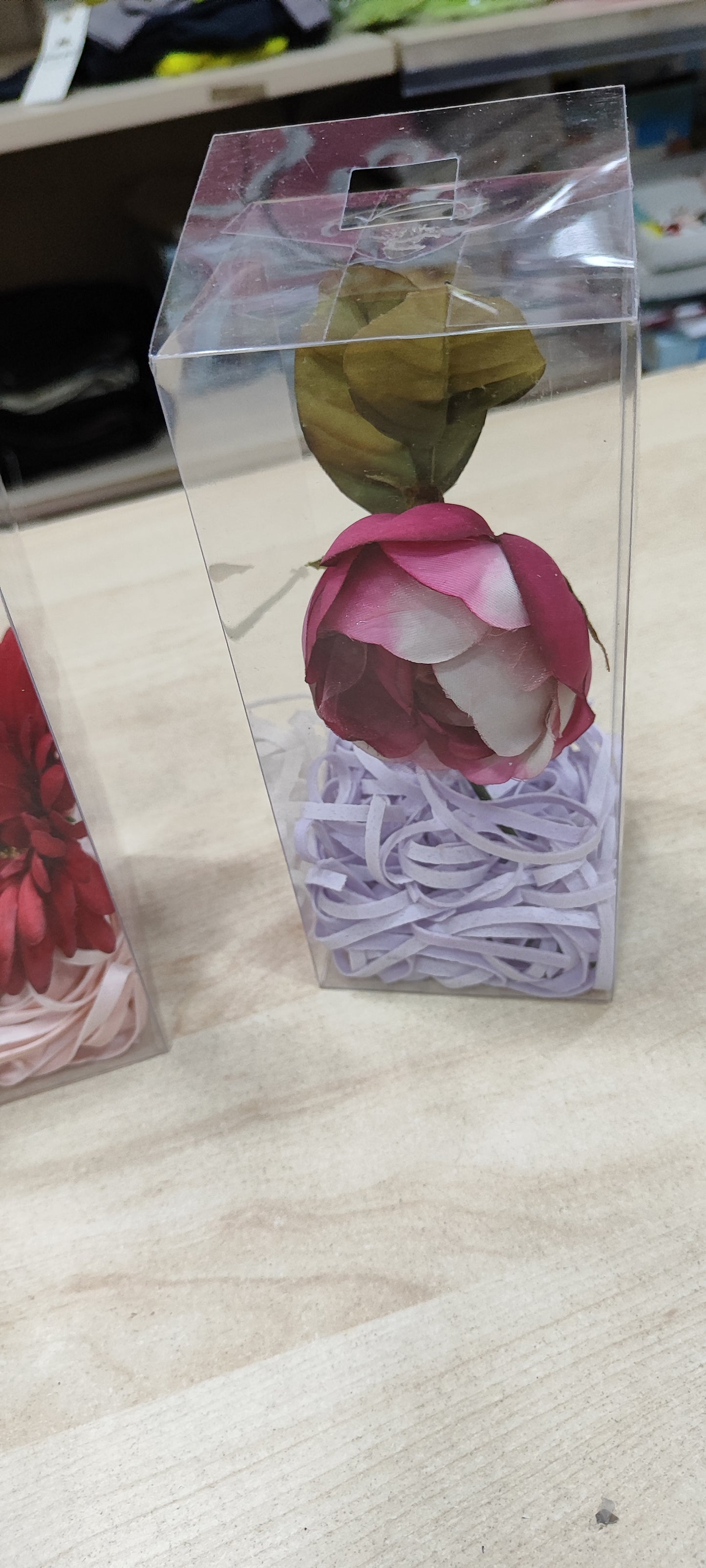 Rosa con sapone profumato all'interno a 0,75