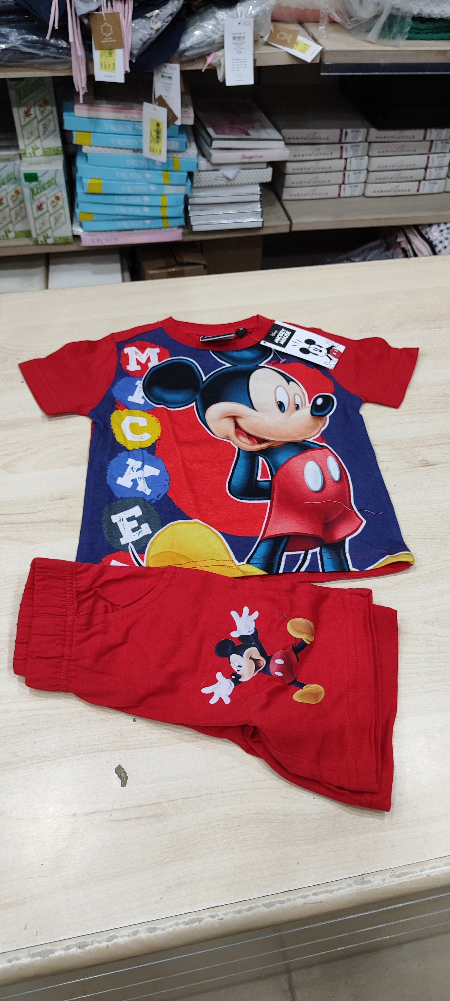 Completi e vestitini Disney a 3,50