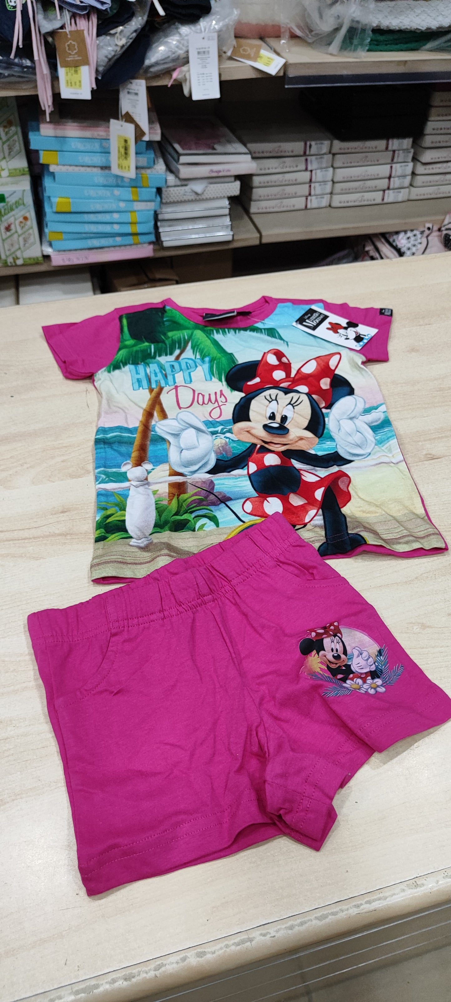 Completi e vestitini Disney a 3,50