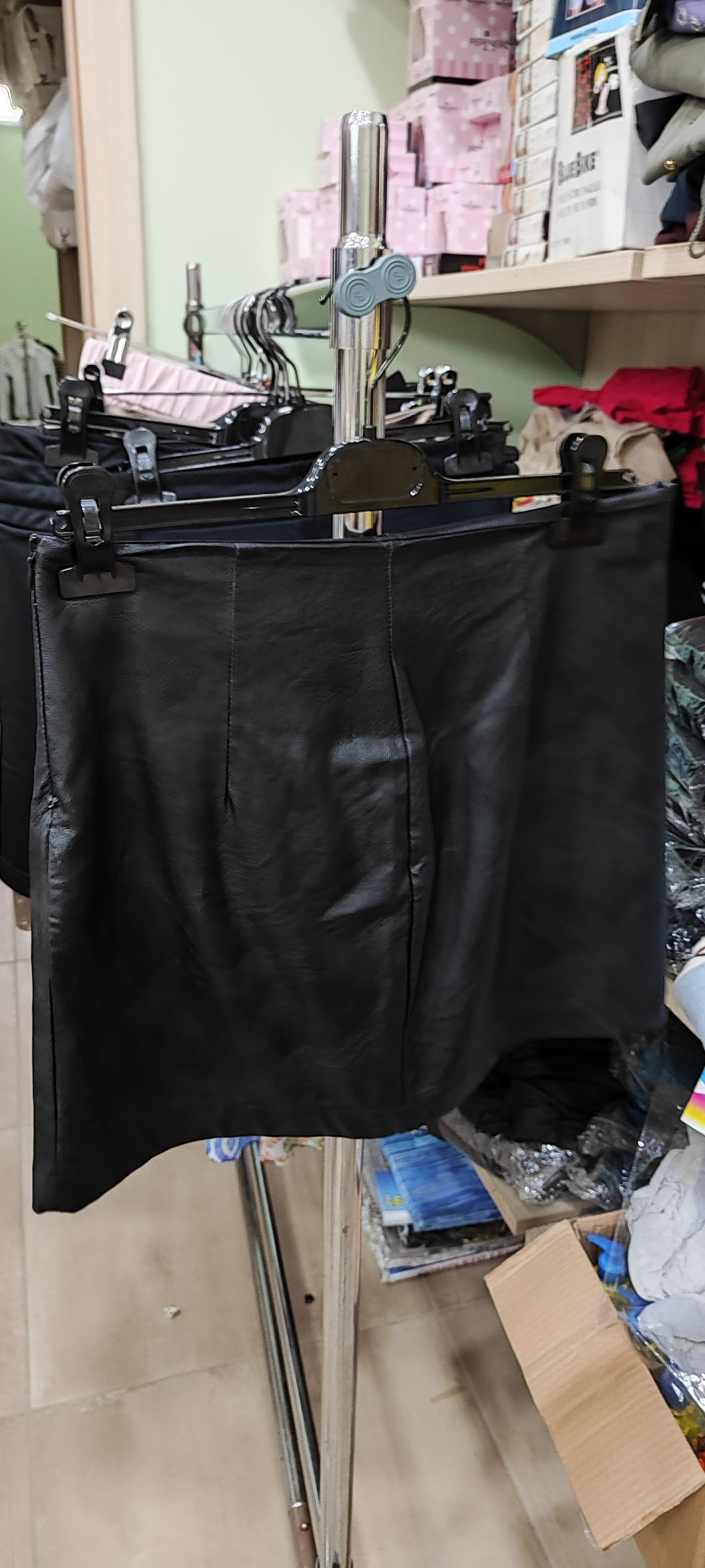 Abbigliamento donna firmato a 5 euro