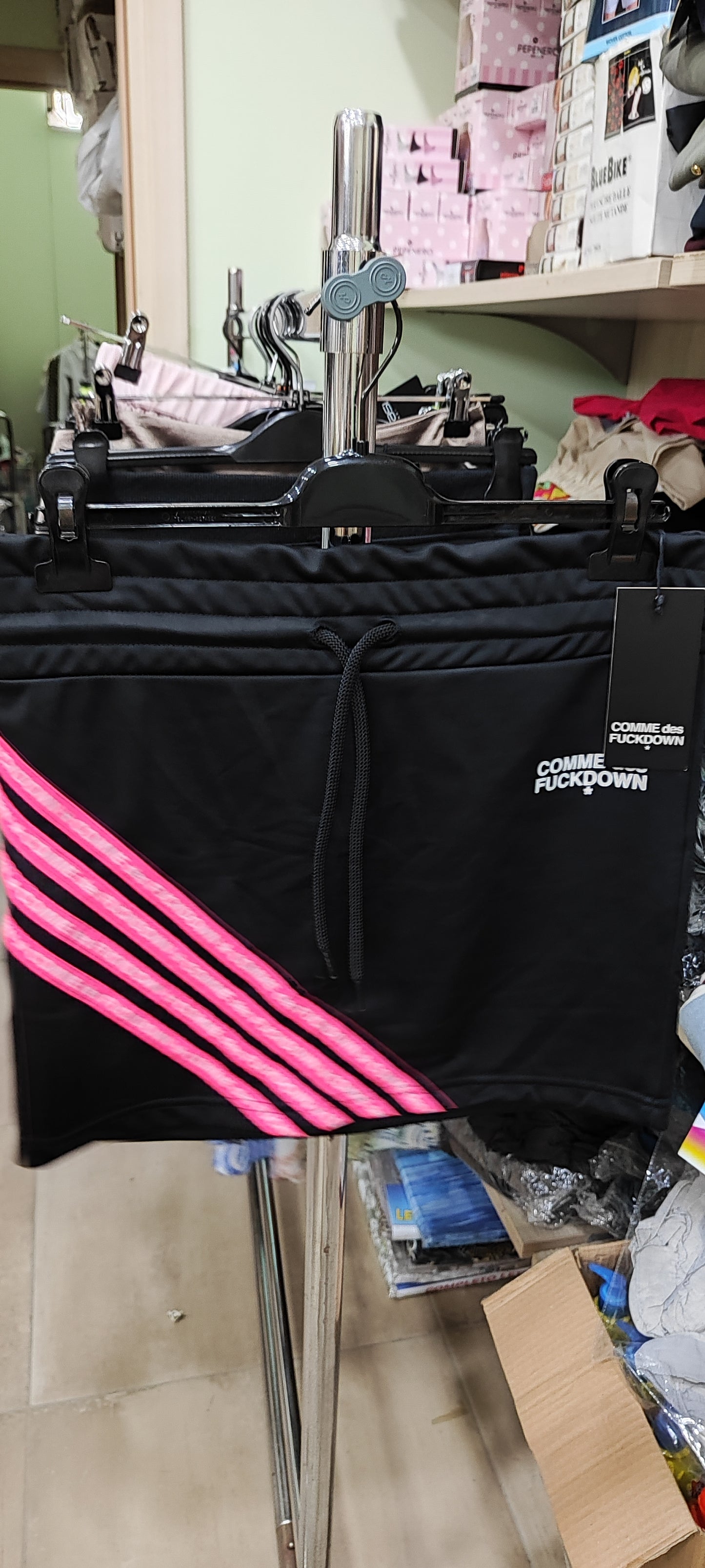 Abbigliamento donna firmato a 5 euro