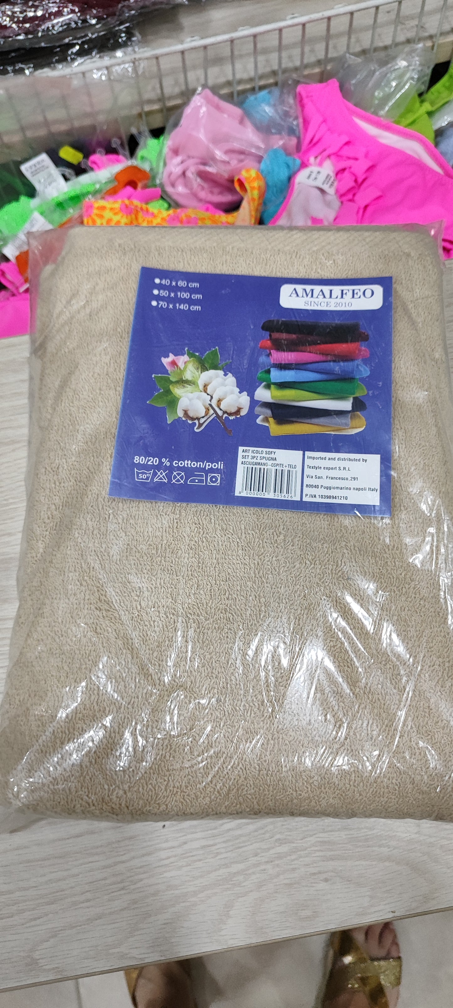 Tris asciugamani a 4 euro