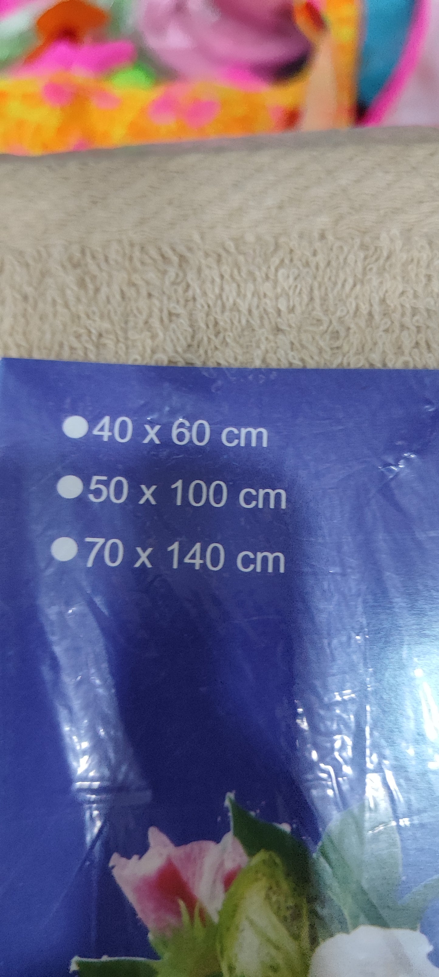 Tris asciugamani a 4 euro