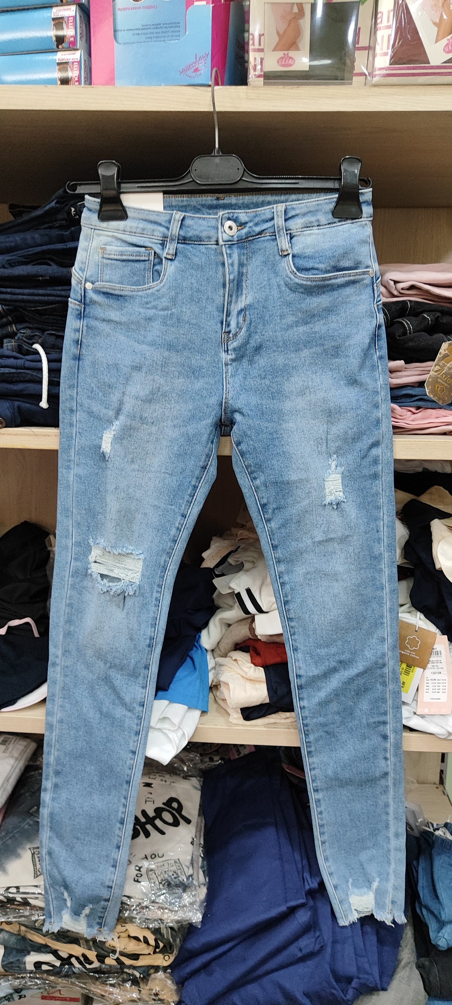 Jeans donna firmati a 5 euro