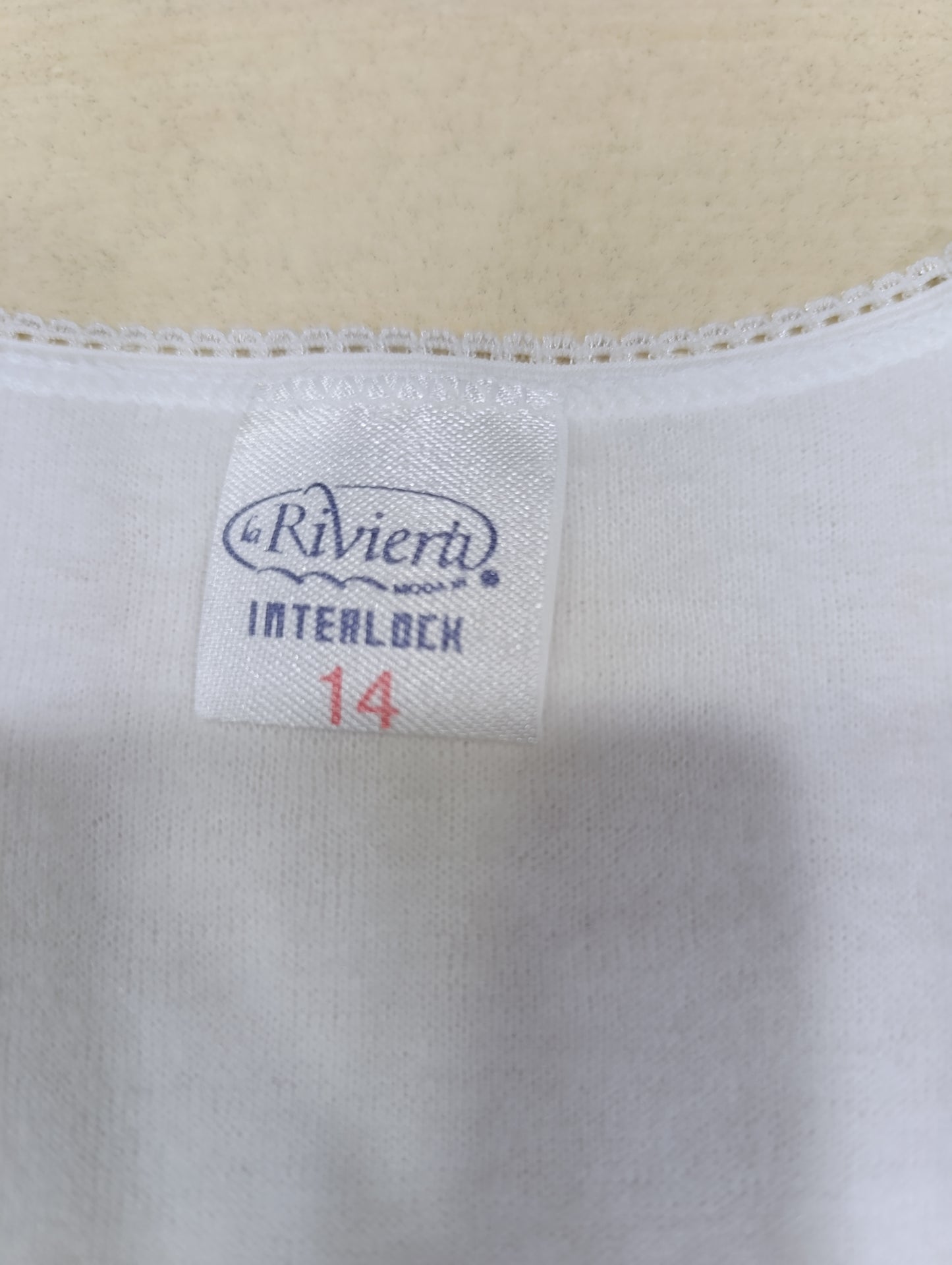 Maglietta intima bimba a 2 euro