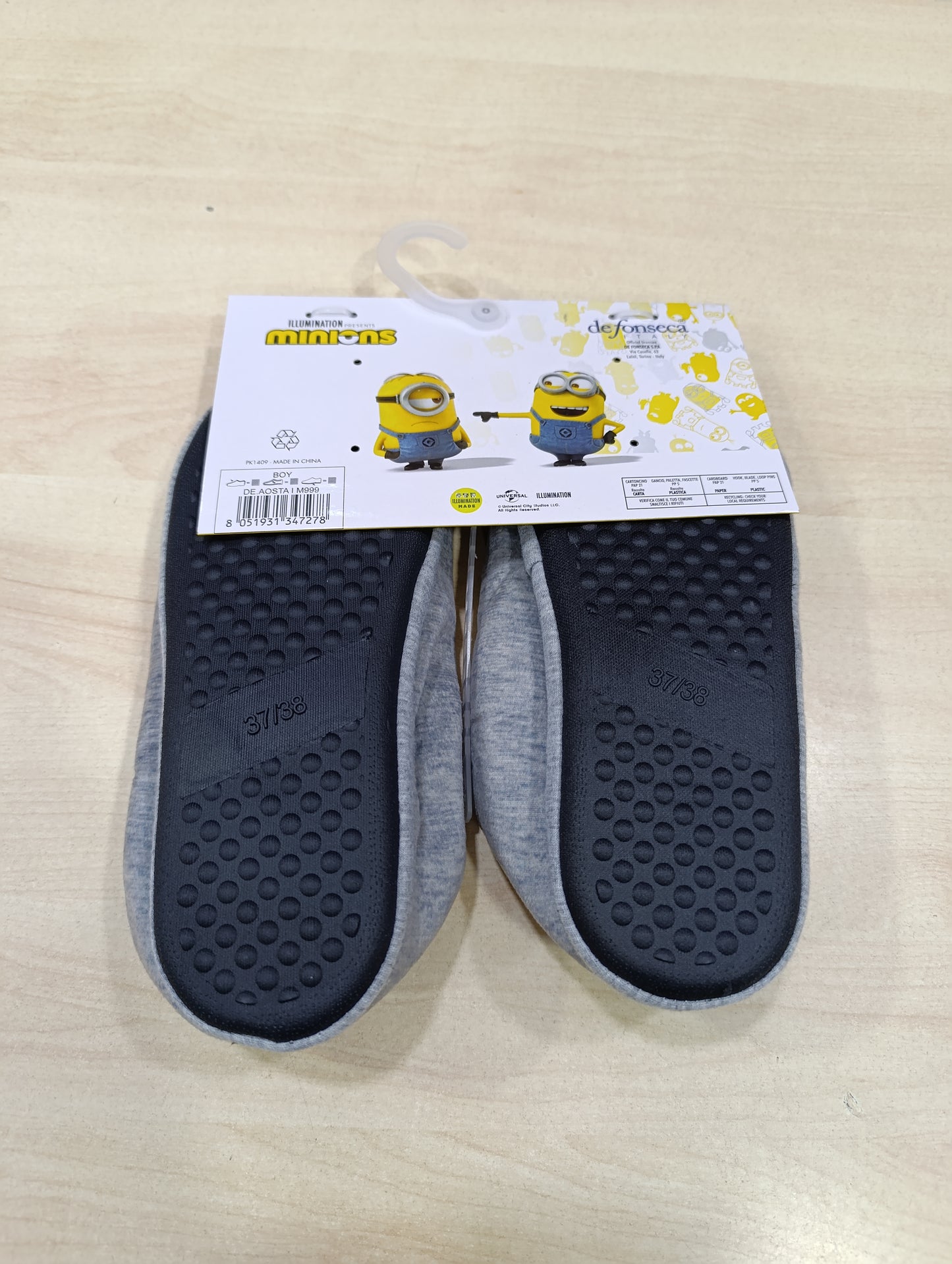Pantofole minnions a 4 euro