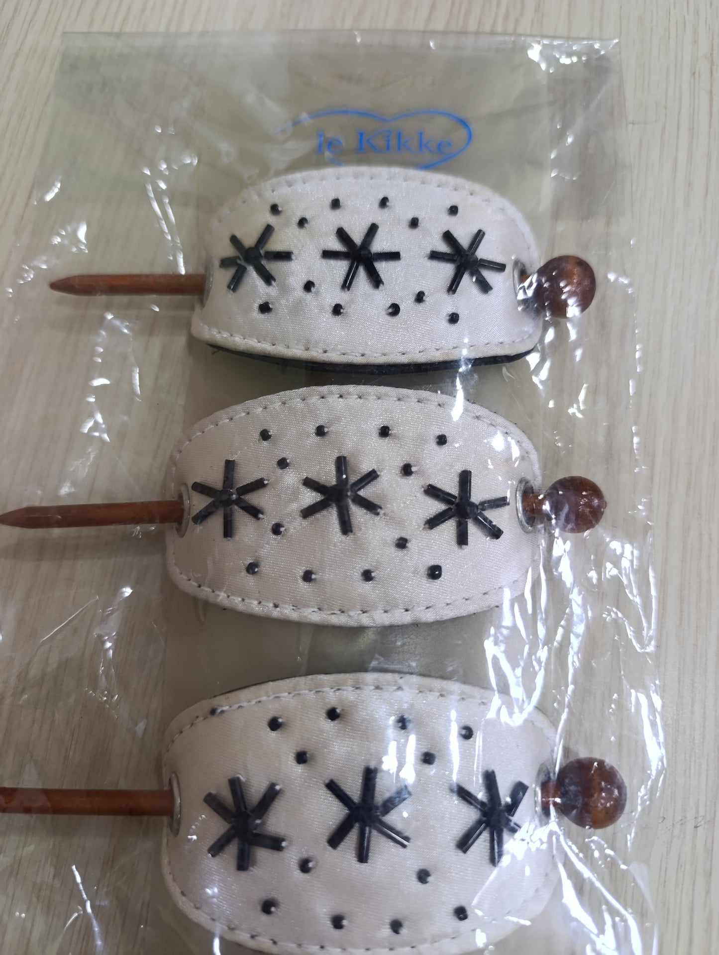 Set 6 Fermagli per Capelli con Bastoncino le Kikke - Bianco e Nero - Nuovi