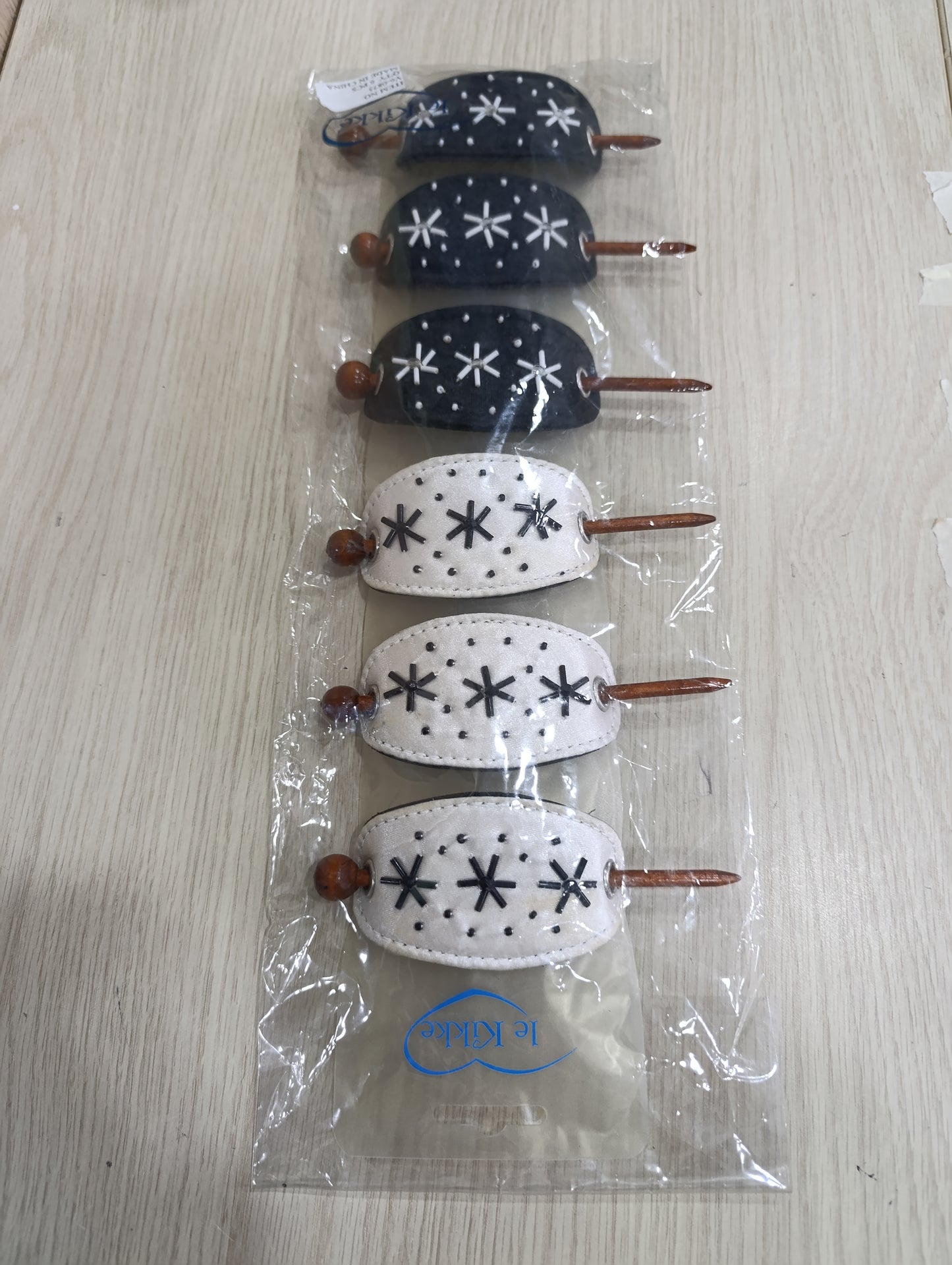 Set 6 Fermagli per Capelli con Bastoncino le Kikke - Bianco e Nero - Nuovi