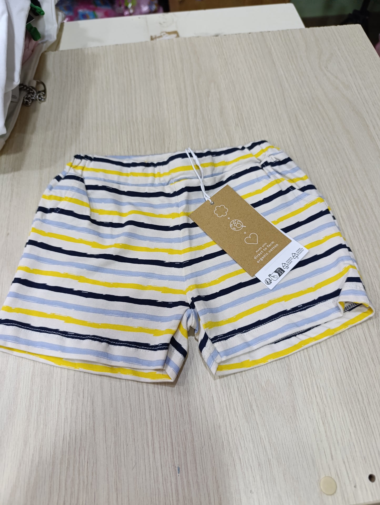 Pantaloncini bambini a 2,50