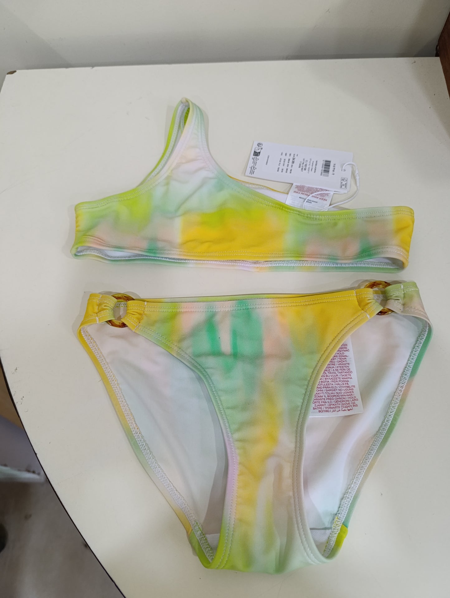 Costumi bimbi vari marchi  a 2,50 euro