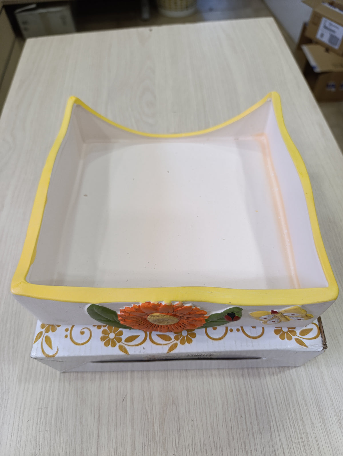 Portatovaglioli in Ceramica 18x18 cm Linea Felicia - Girasole Farfalla - Casa