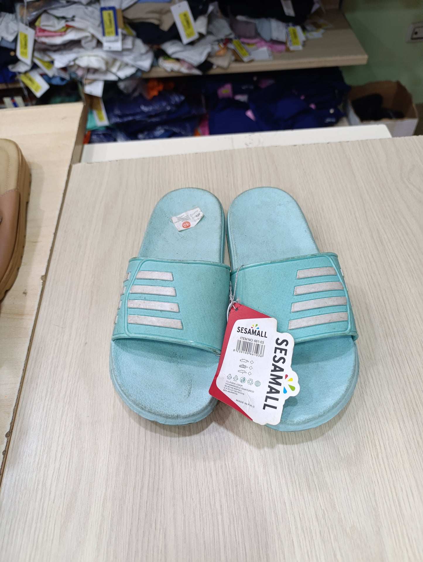 Pantofole uomo donna misti a 1 euro