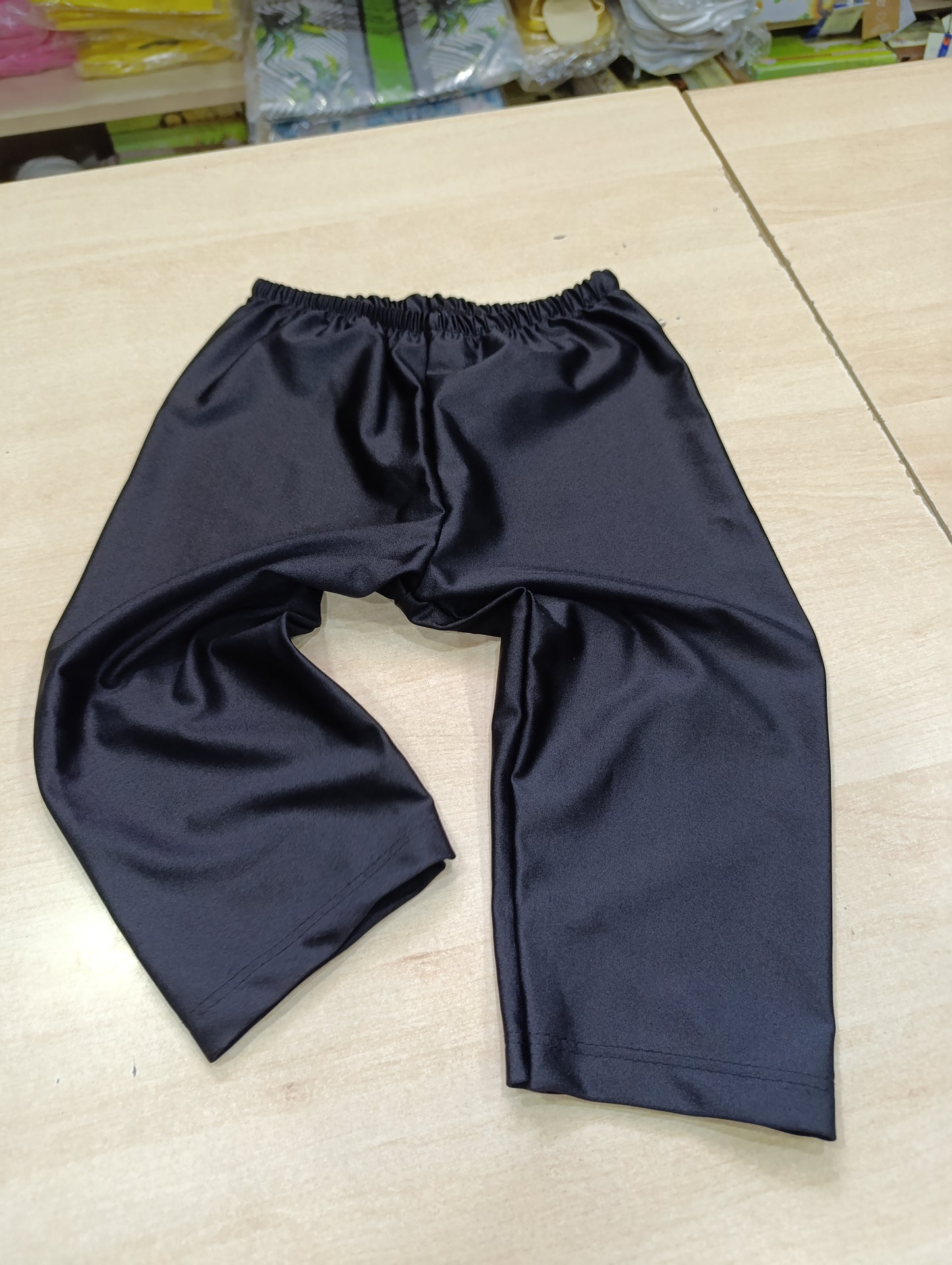 pantaloncini  e gonne bimbi 2 euro