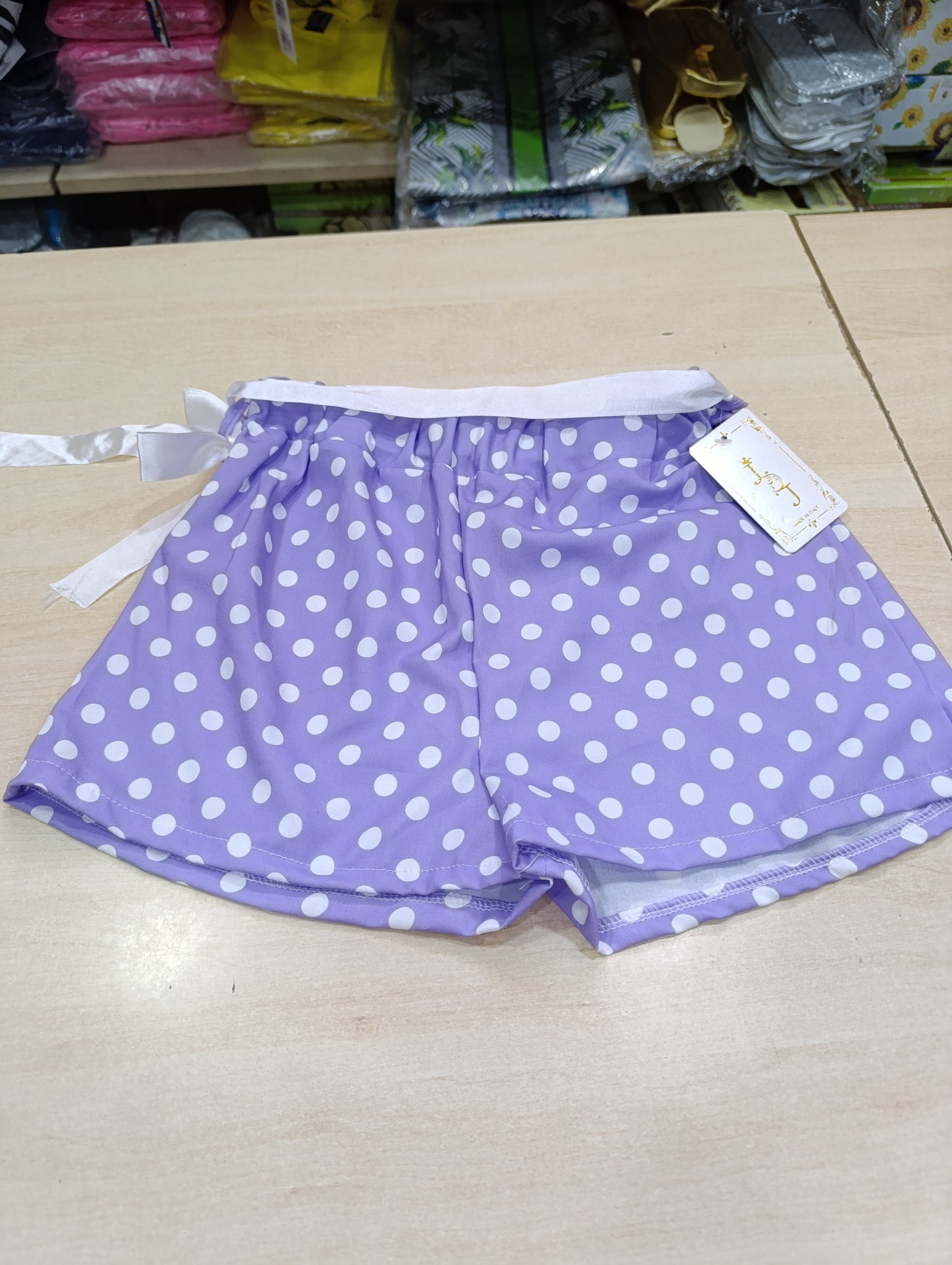 pantaloncini  e gonne bimbi 2 euro