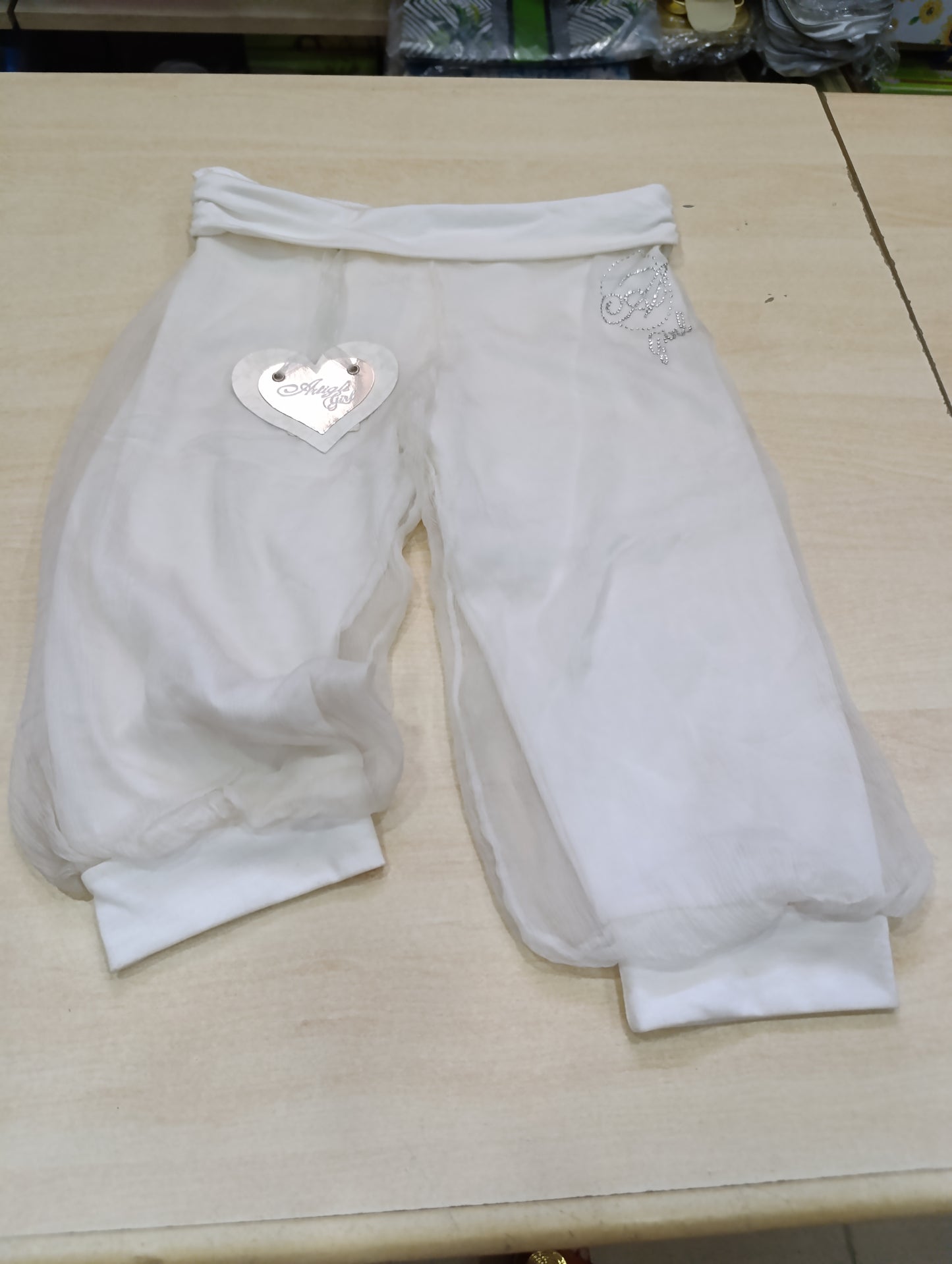 pantaloncini  e gonne bimbi 2 euro