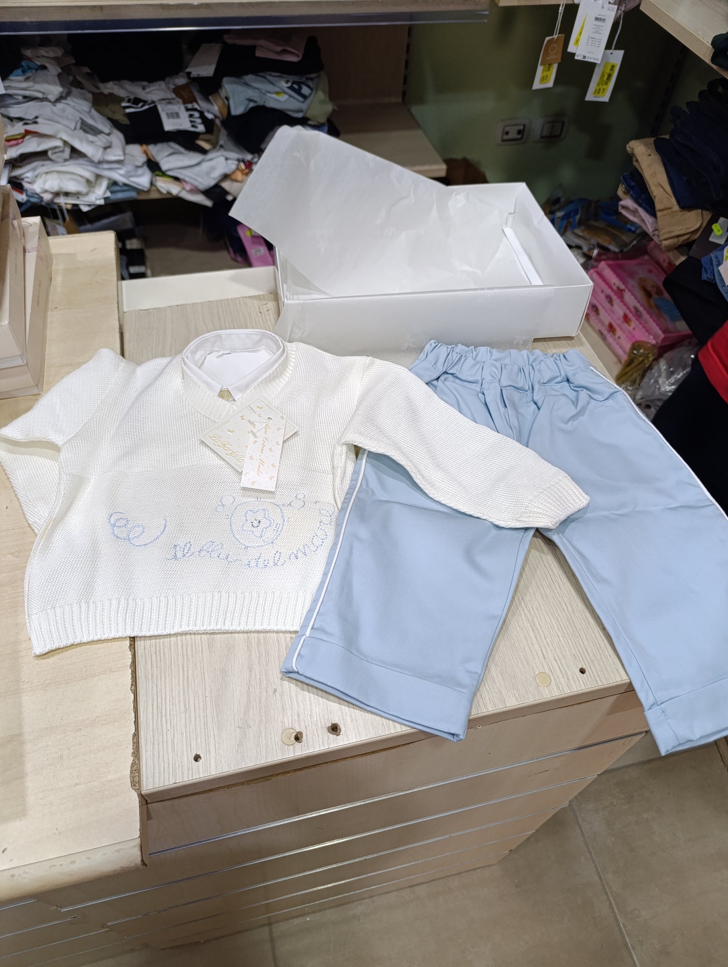 Completo bimbo 3 pezzi maschietto a 5 euro