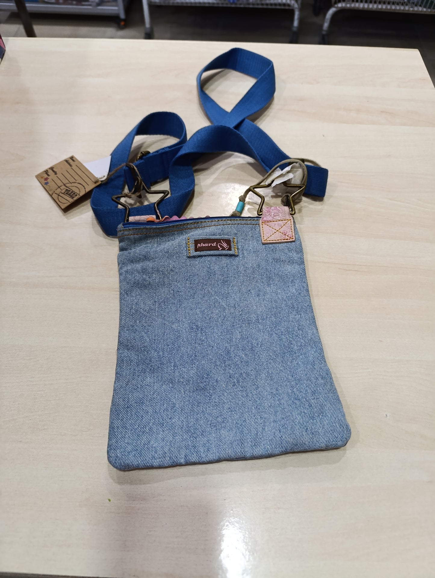 borse ragazza phard a 2 euro