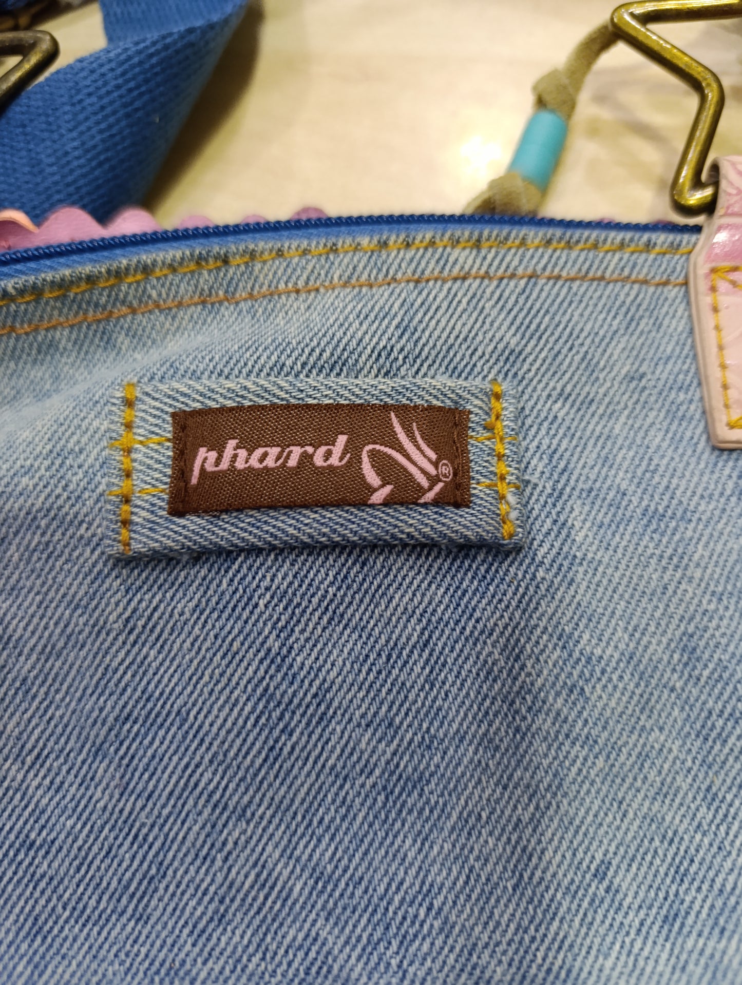 borse ragazza phard a 2 euro