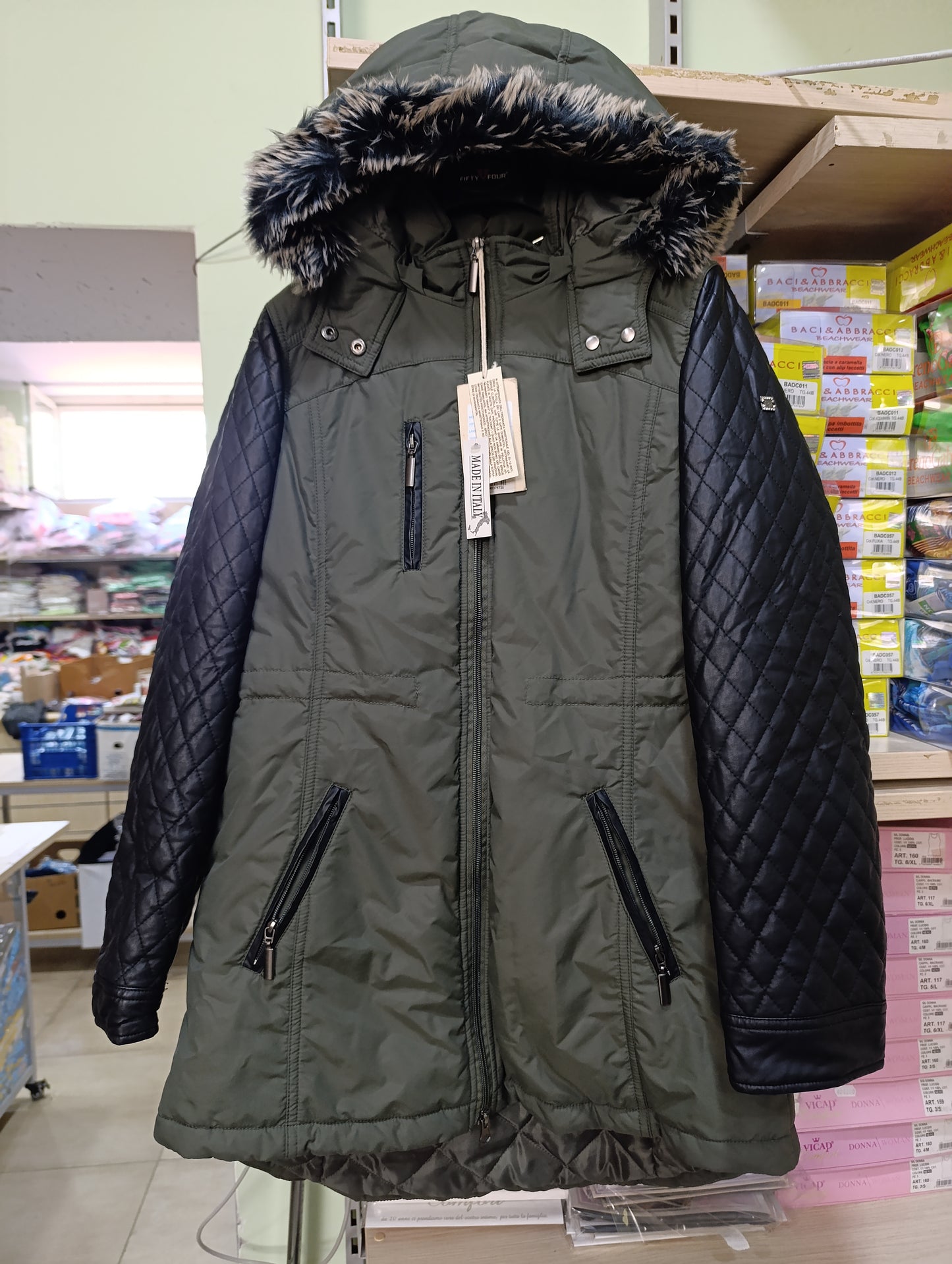 Giubbini bimbi a 6 euro