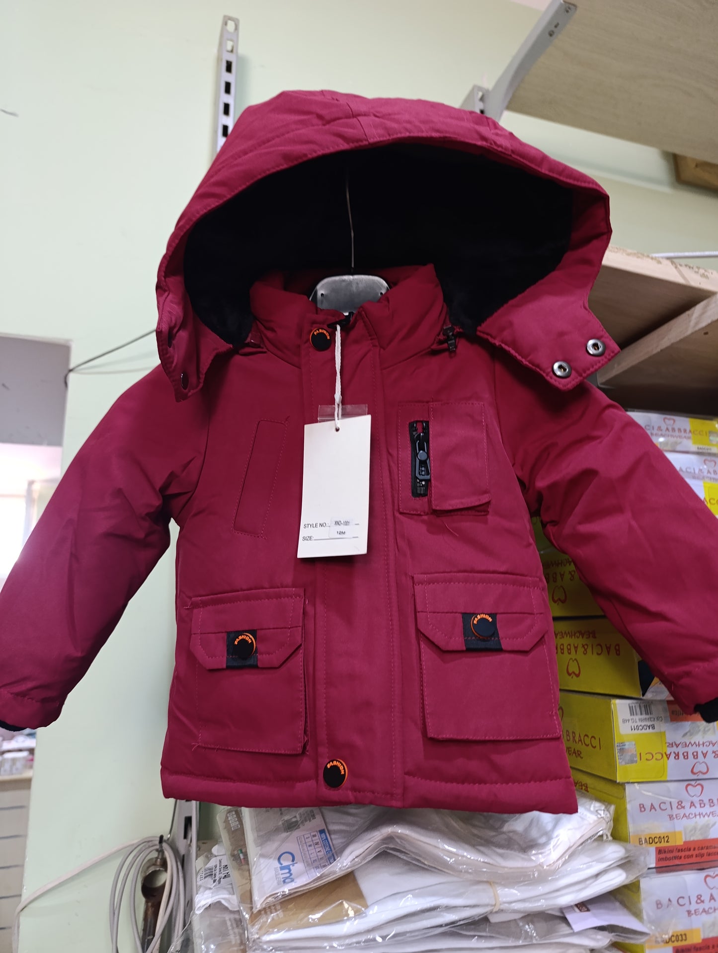 Giubbini bimbi a 6 euro