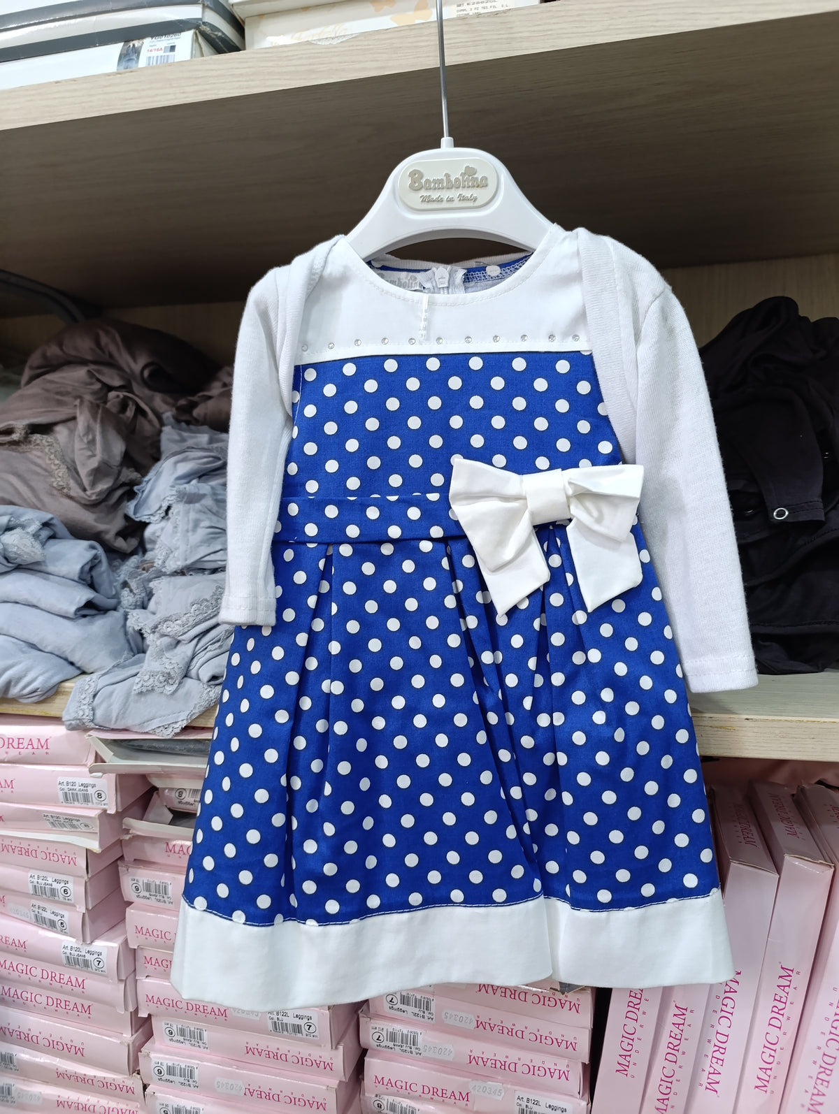 Abiti cerimoni bimbo bimba misti maschio e femmina  10 euro