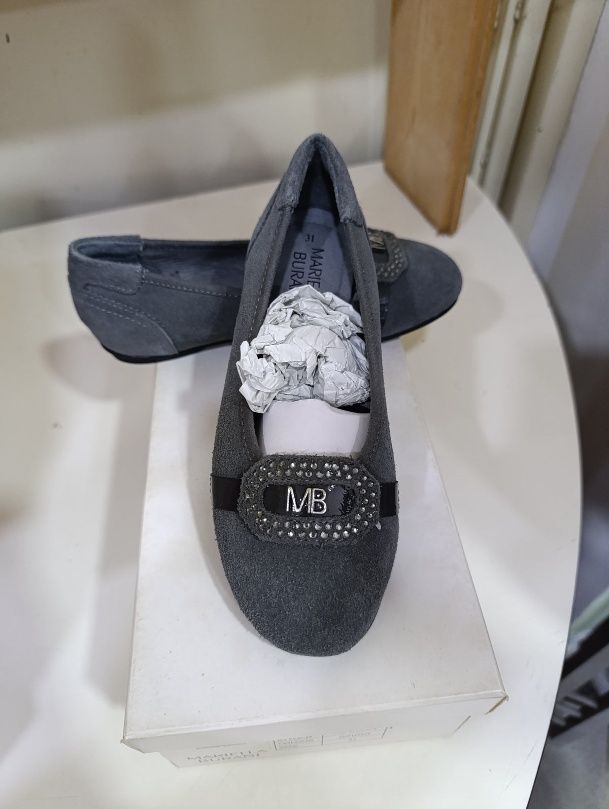 Scarpe bambini a stock a 2,50
