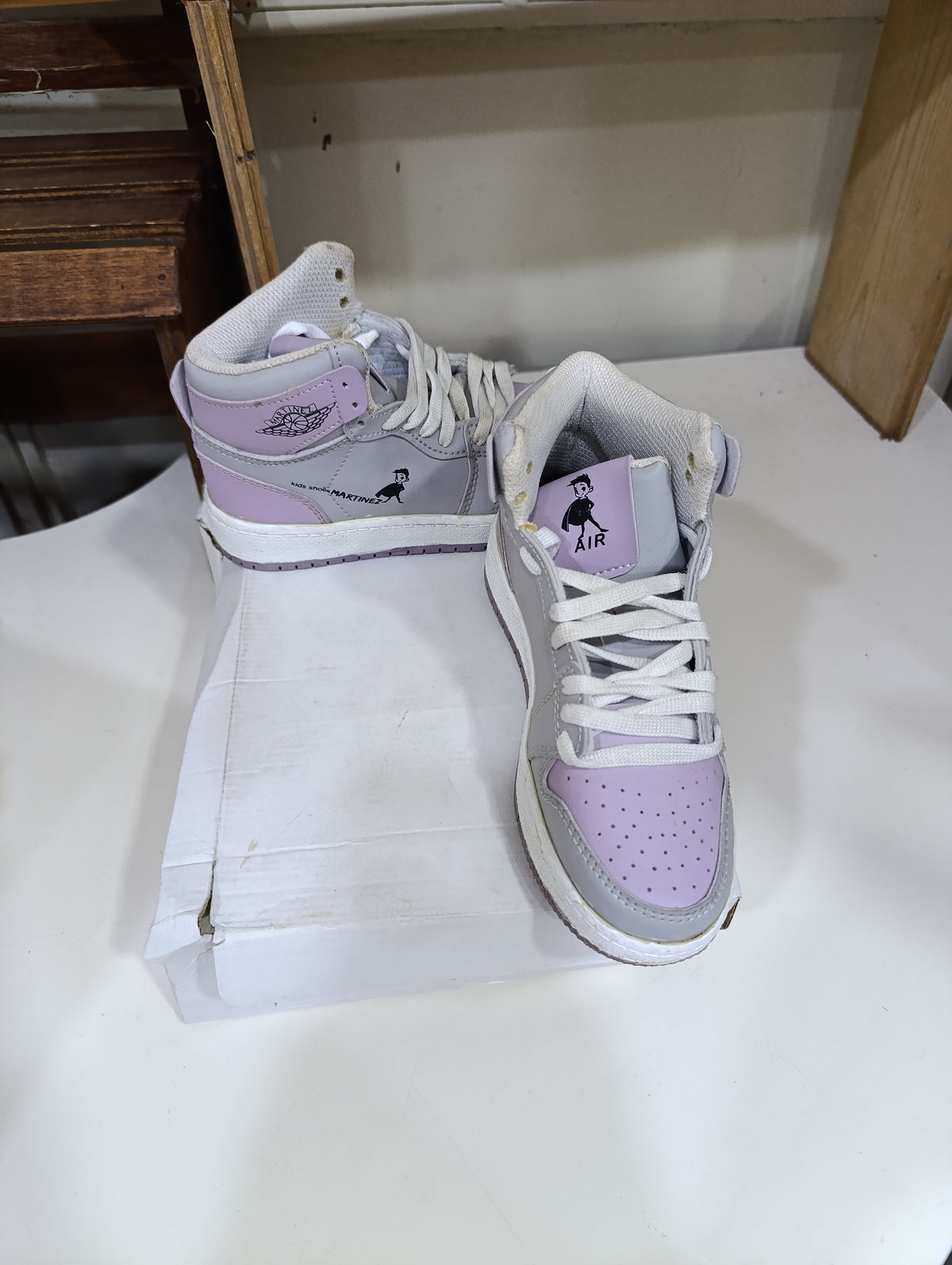 Scarpe bambini a stock a 2,50