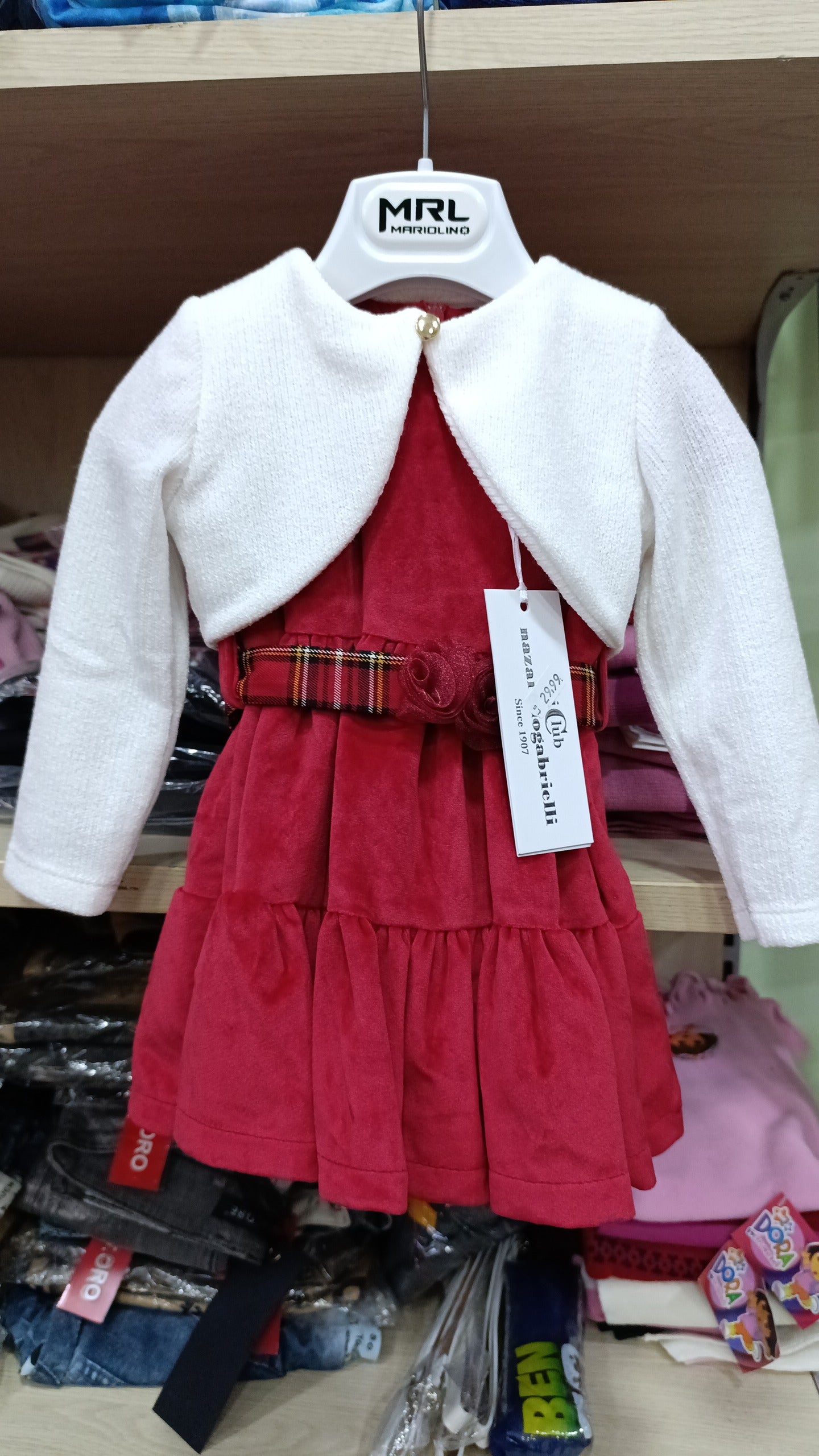 Completi e vestitini neonati a 7,50