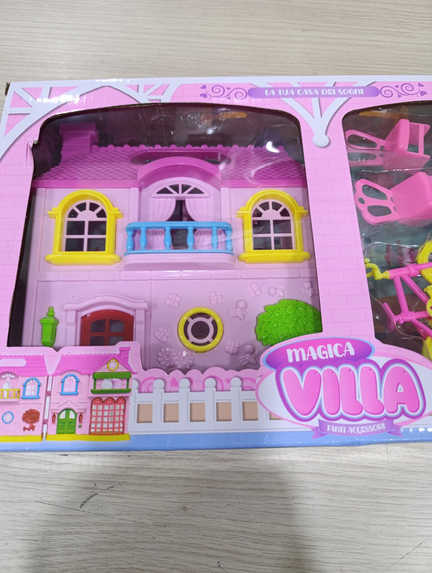 Magica Villa - Casetta delle Bambole con Accessori - La Casa dei Sogni 3+ Anni