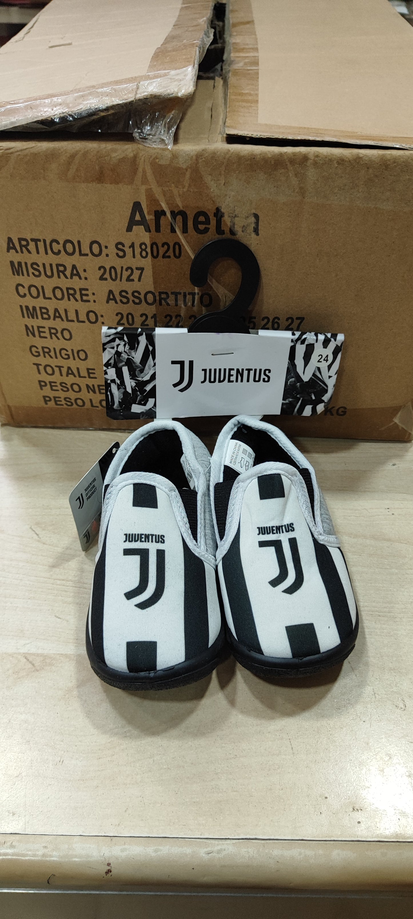 scarpetta bimbi  Juventus  a 5 euro