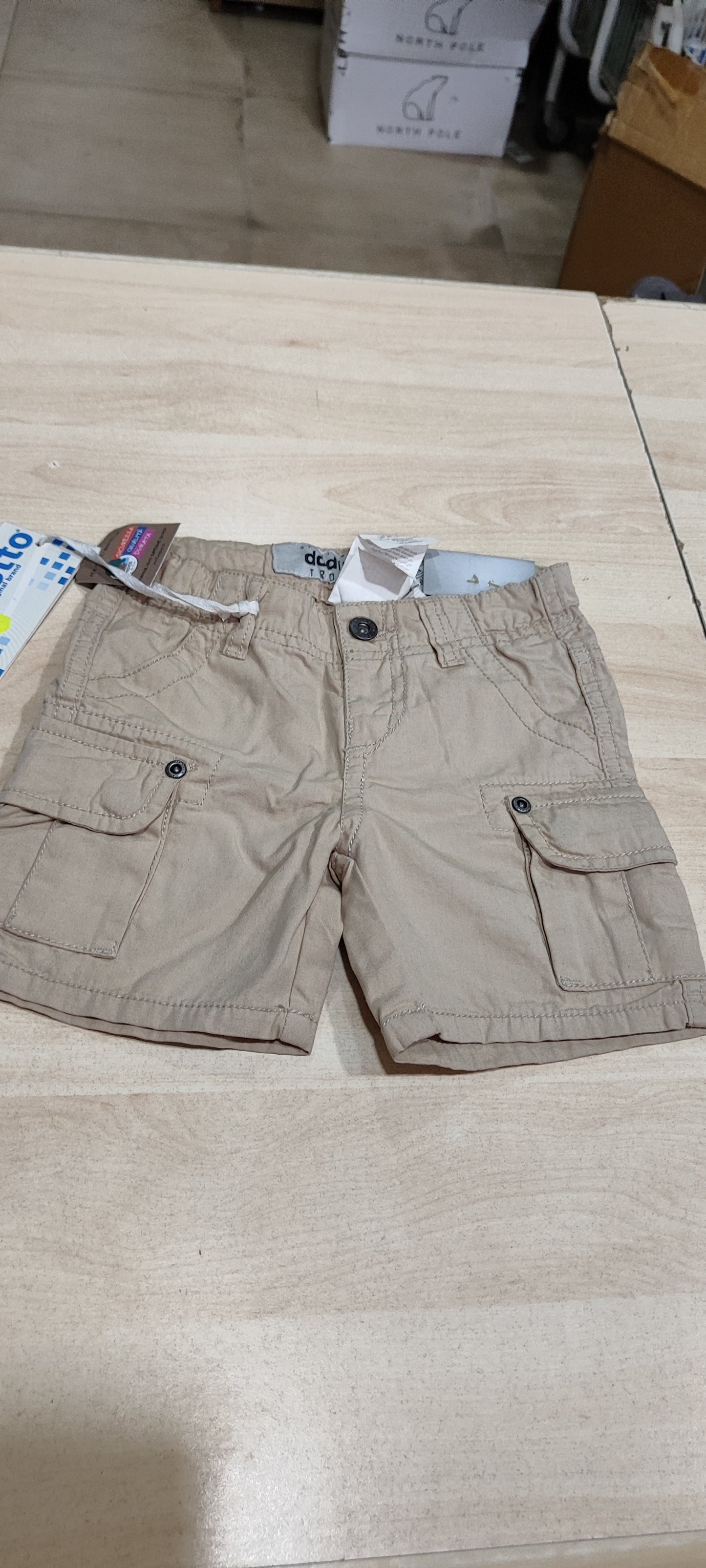 Pantaloncini bambini a 2,50